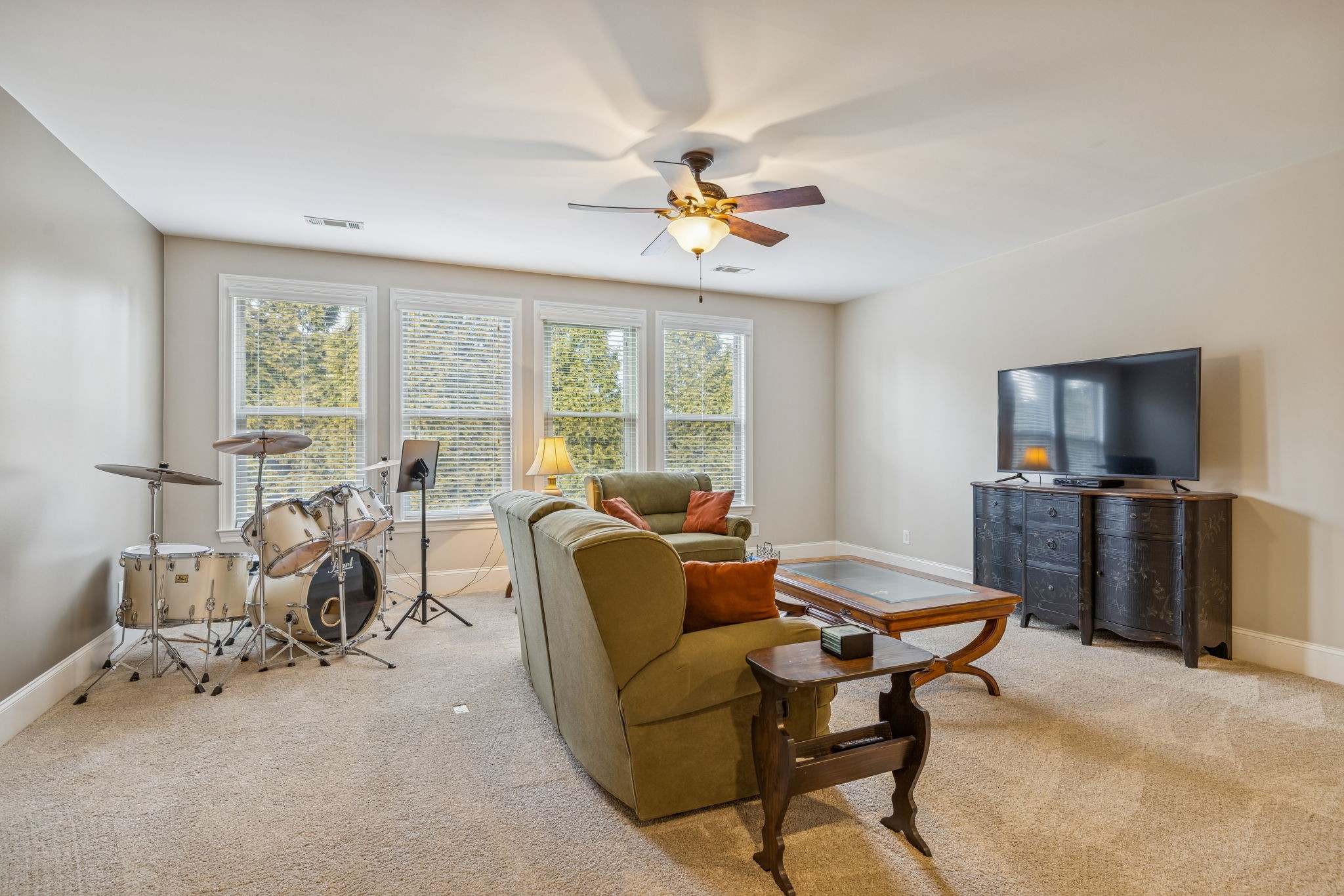 1516 Bledsoe Ln