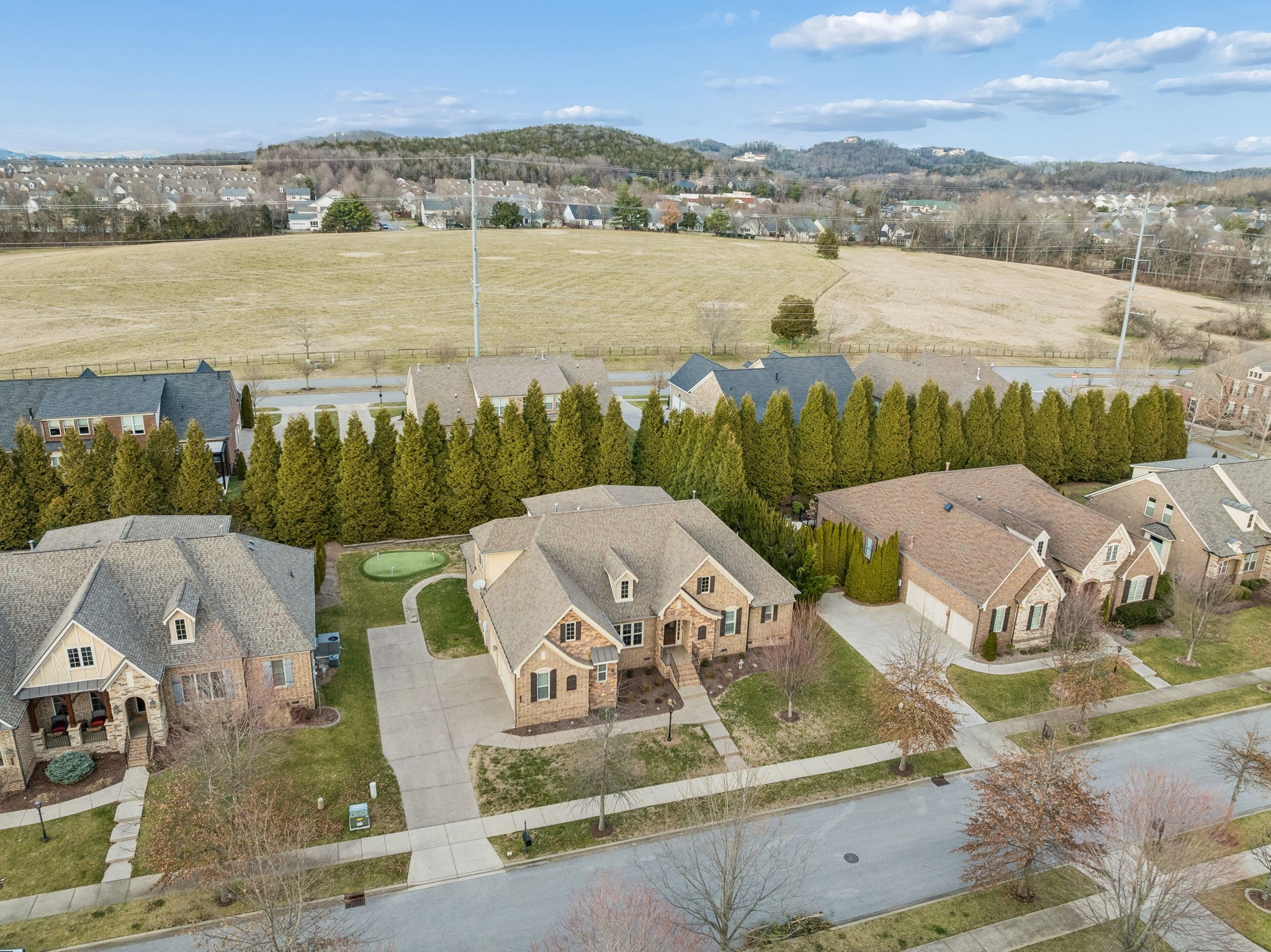 1516 Bledsoe Ln