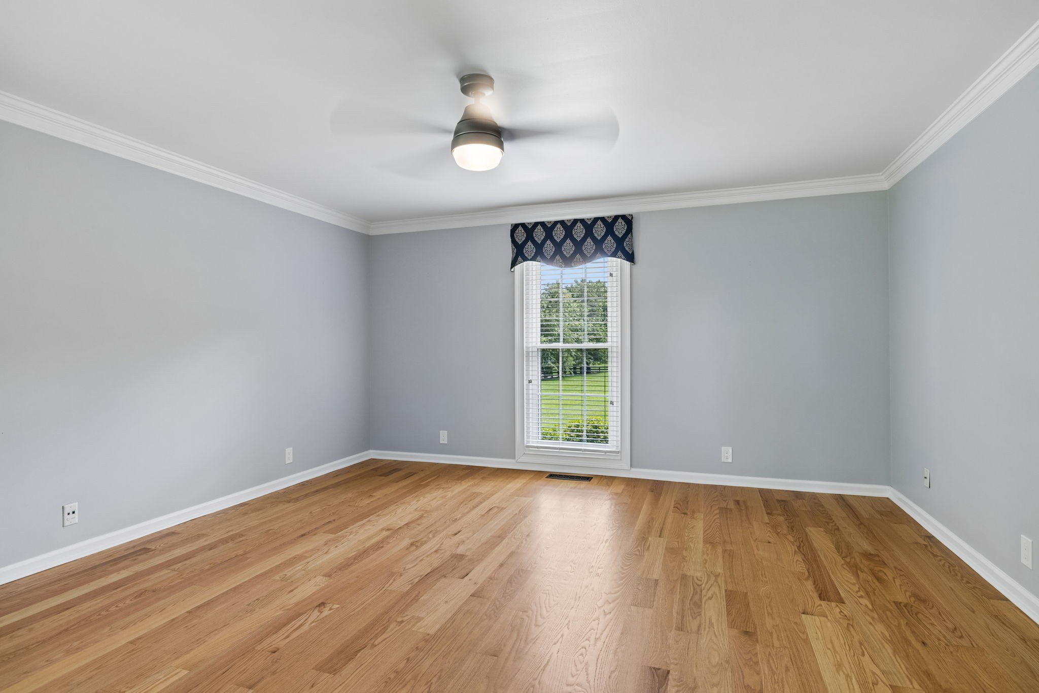 4320 Long Ln