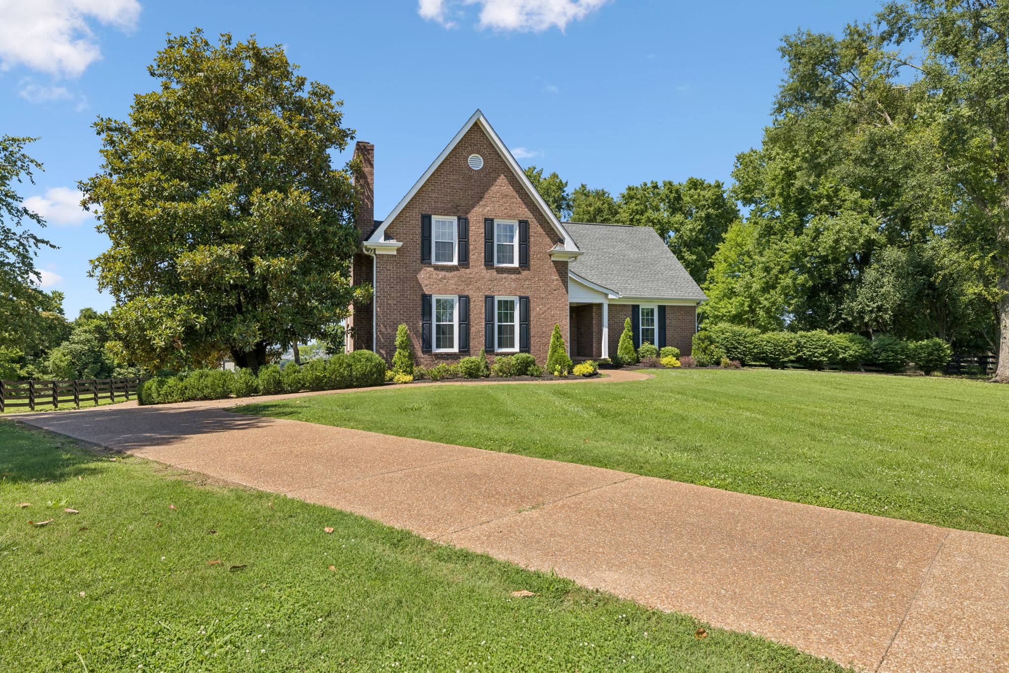 4320 Long Ln
