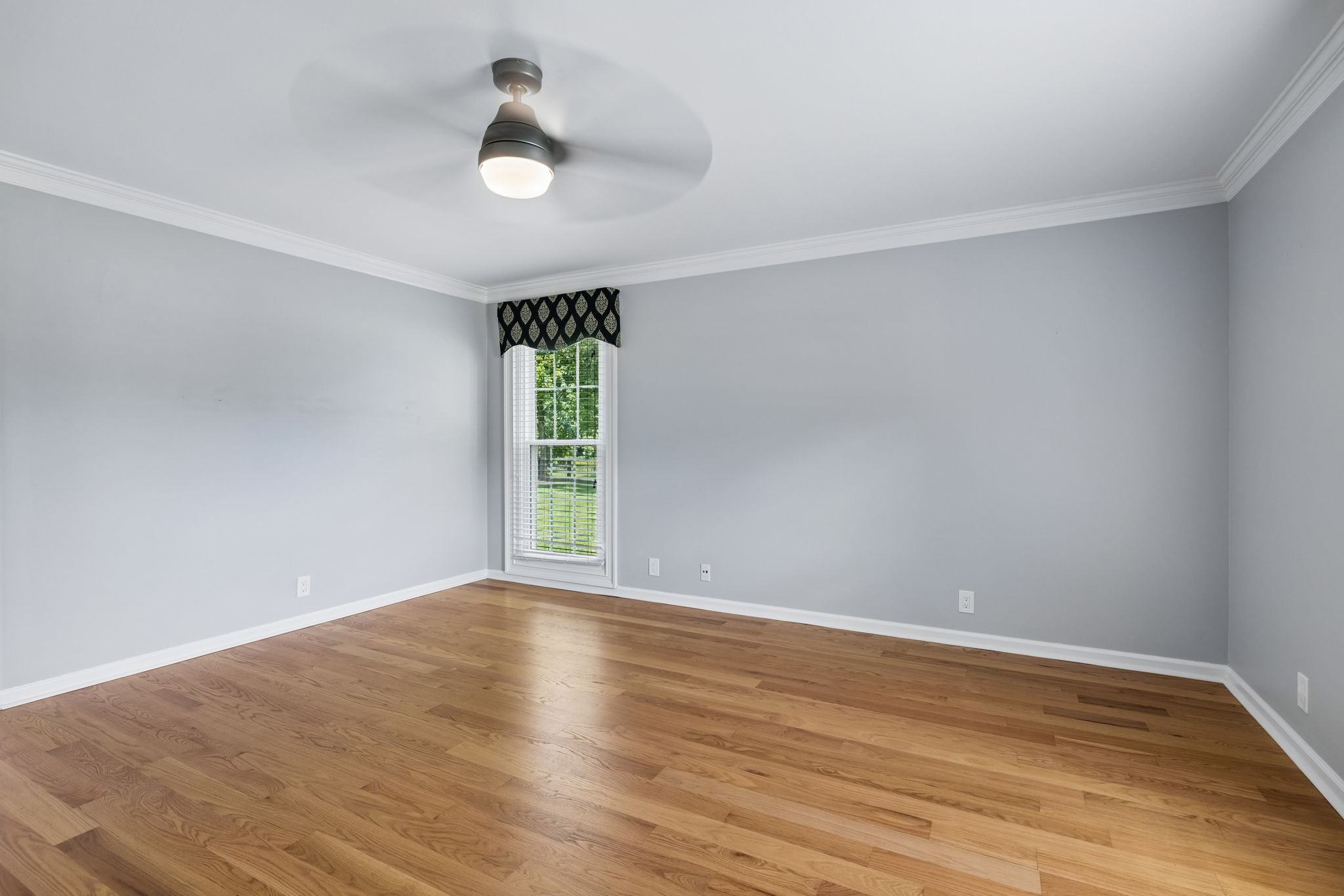 4320 Long Ln