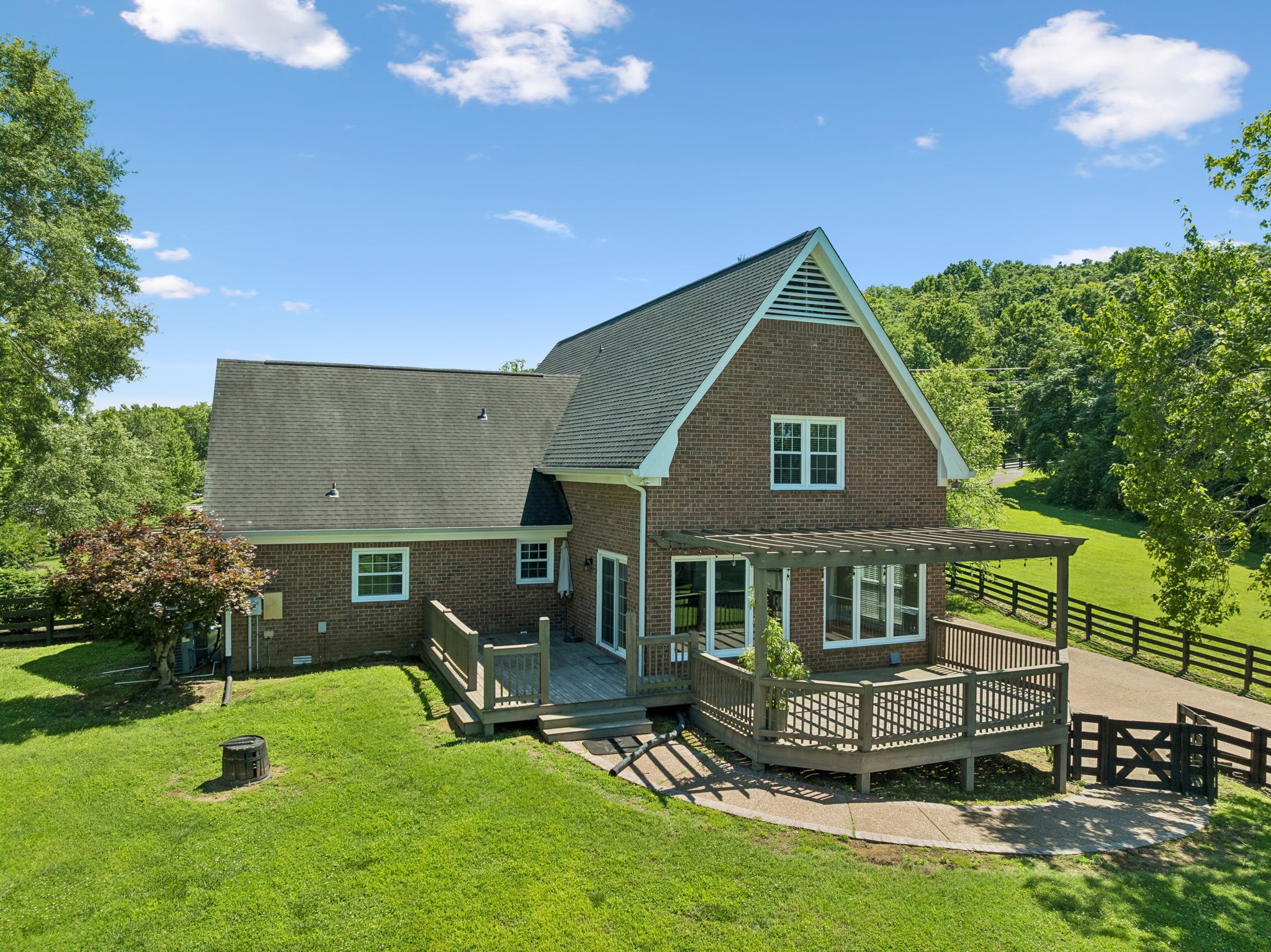 4320 Long Ln