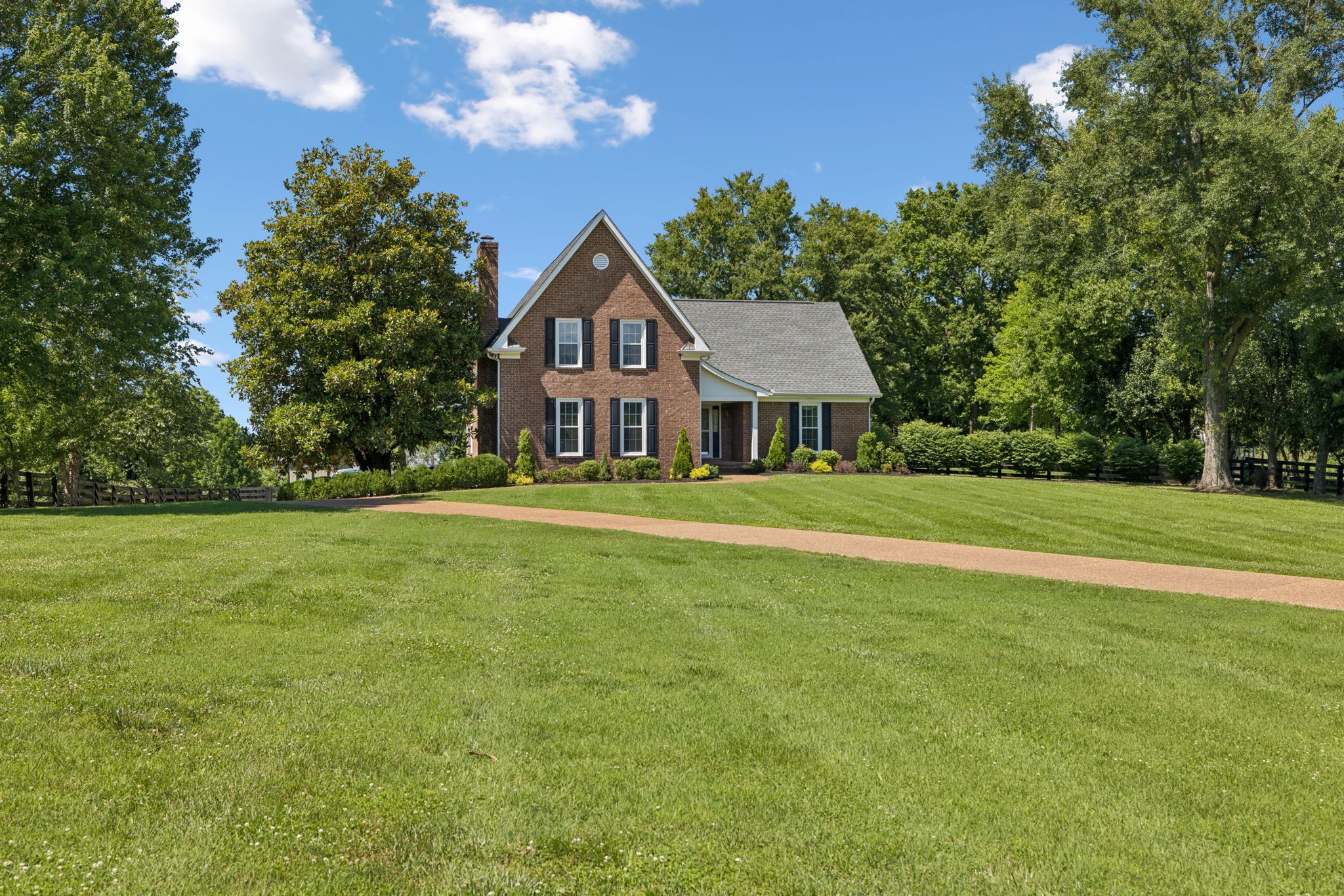 4320 Long Ln