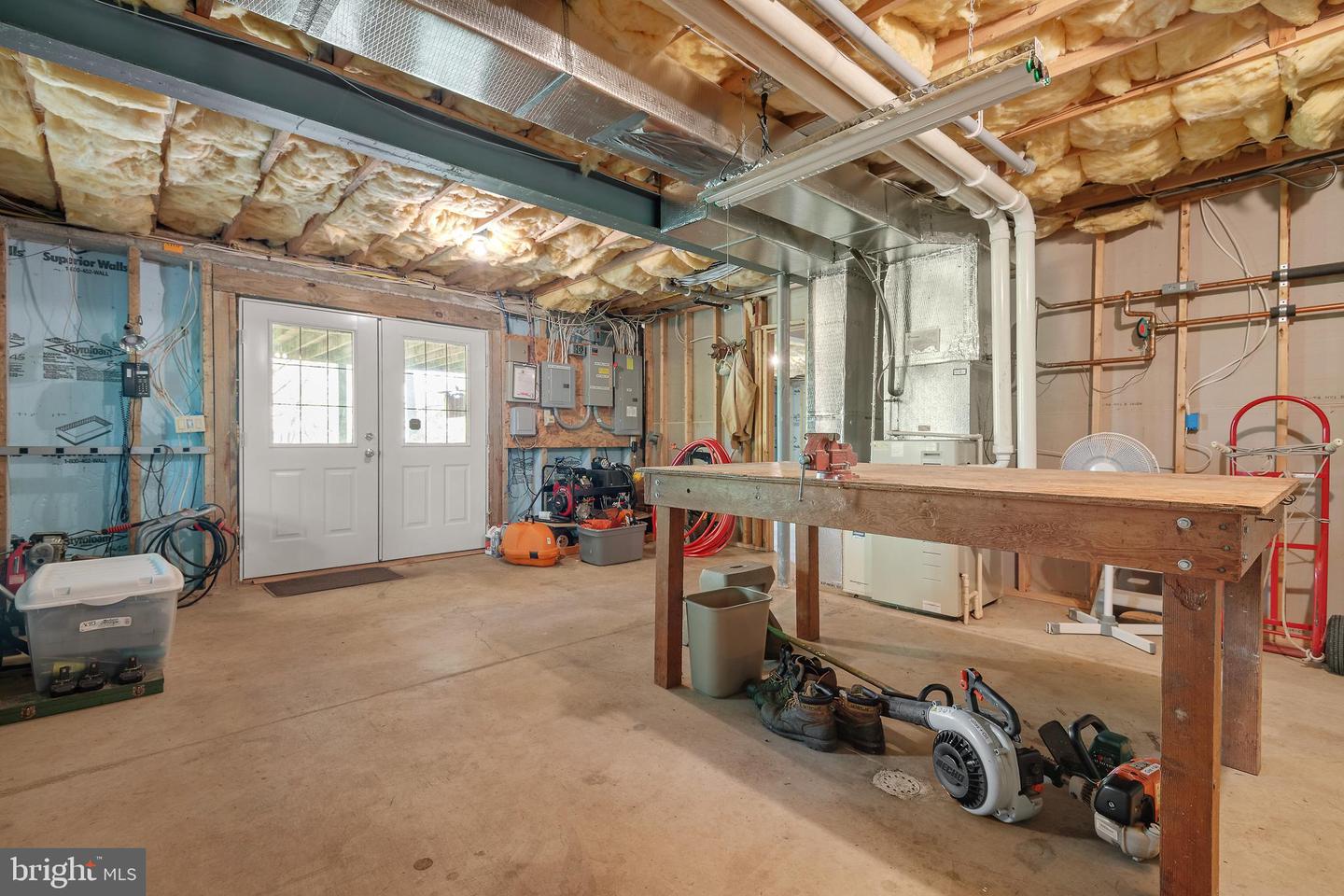 340 Forest Rd