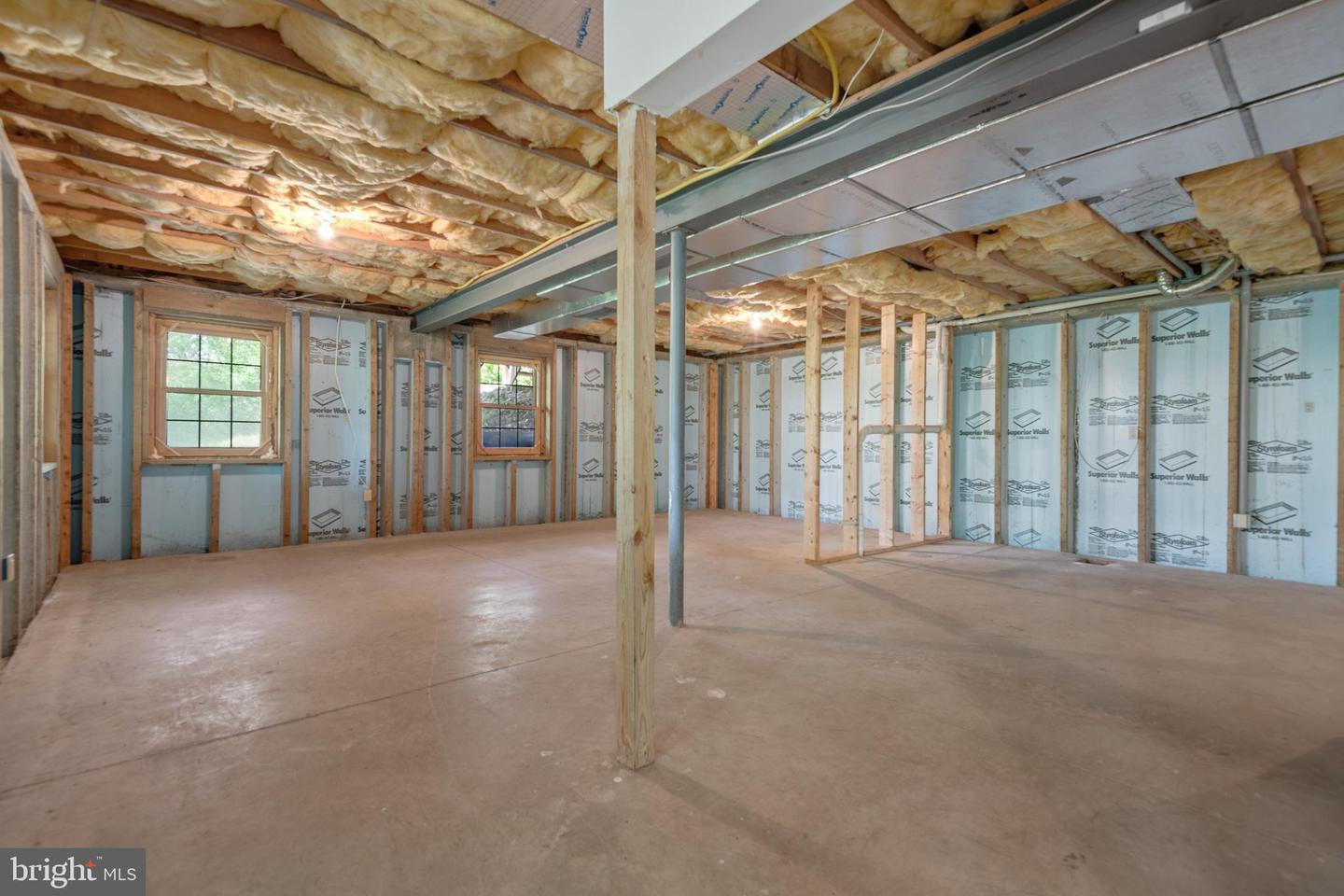 340 Forest Rd