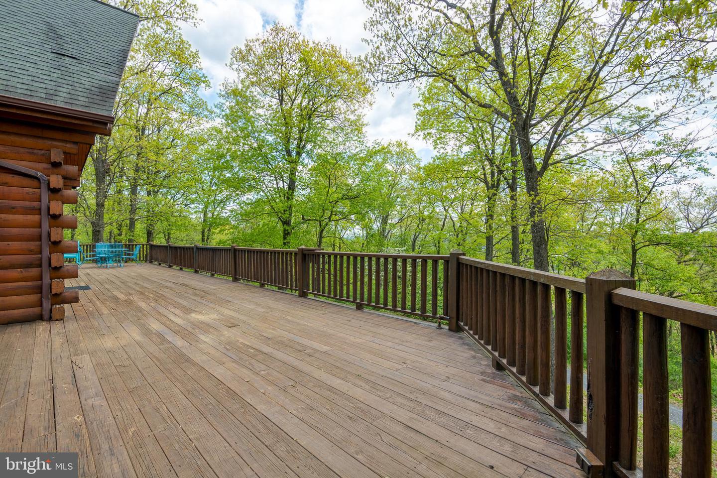 340 Forest Rd