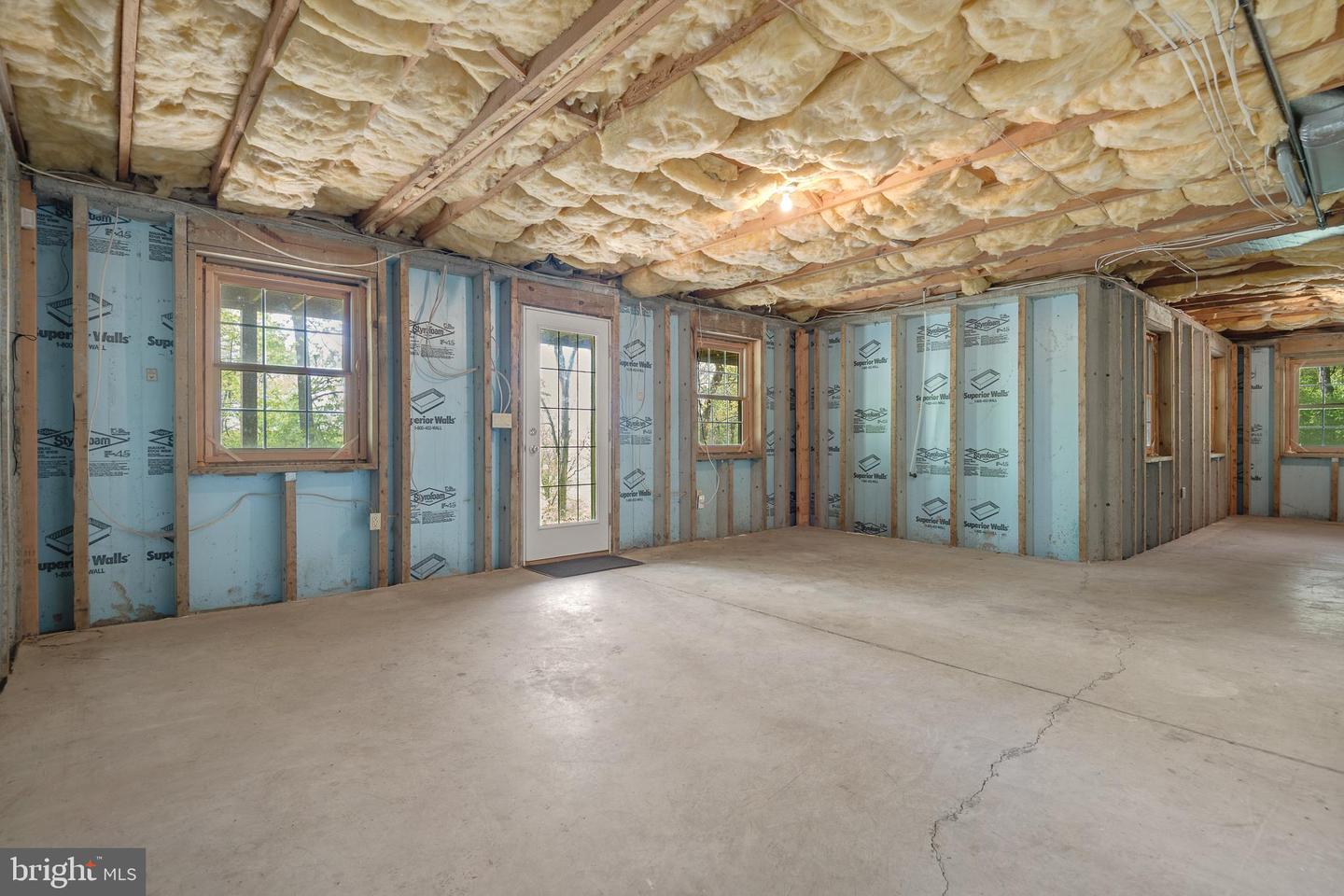 340 Forest Rd