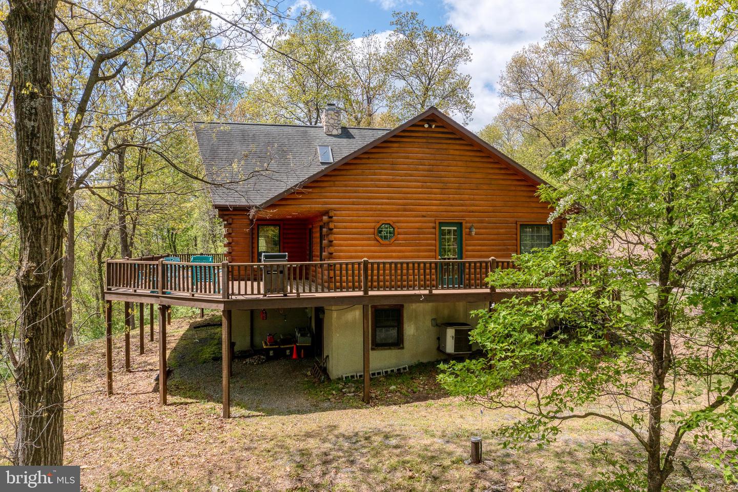 340 Forest Rd