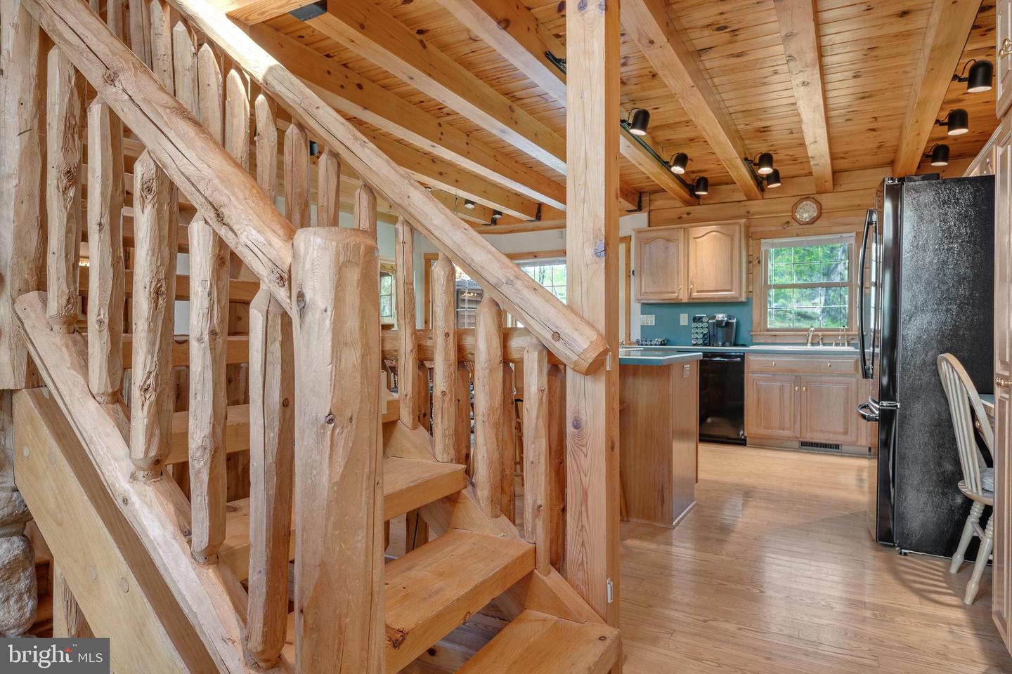 340 Forest Rd