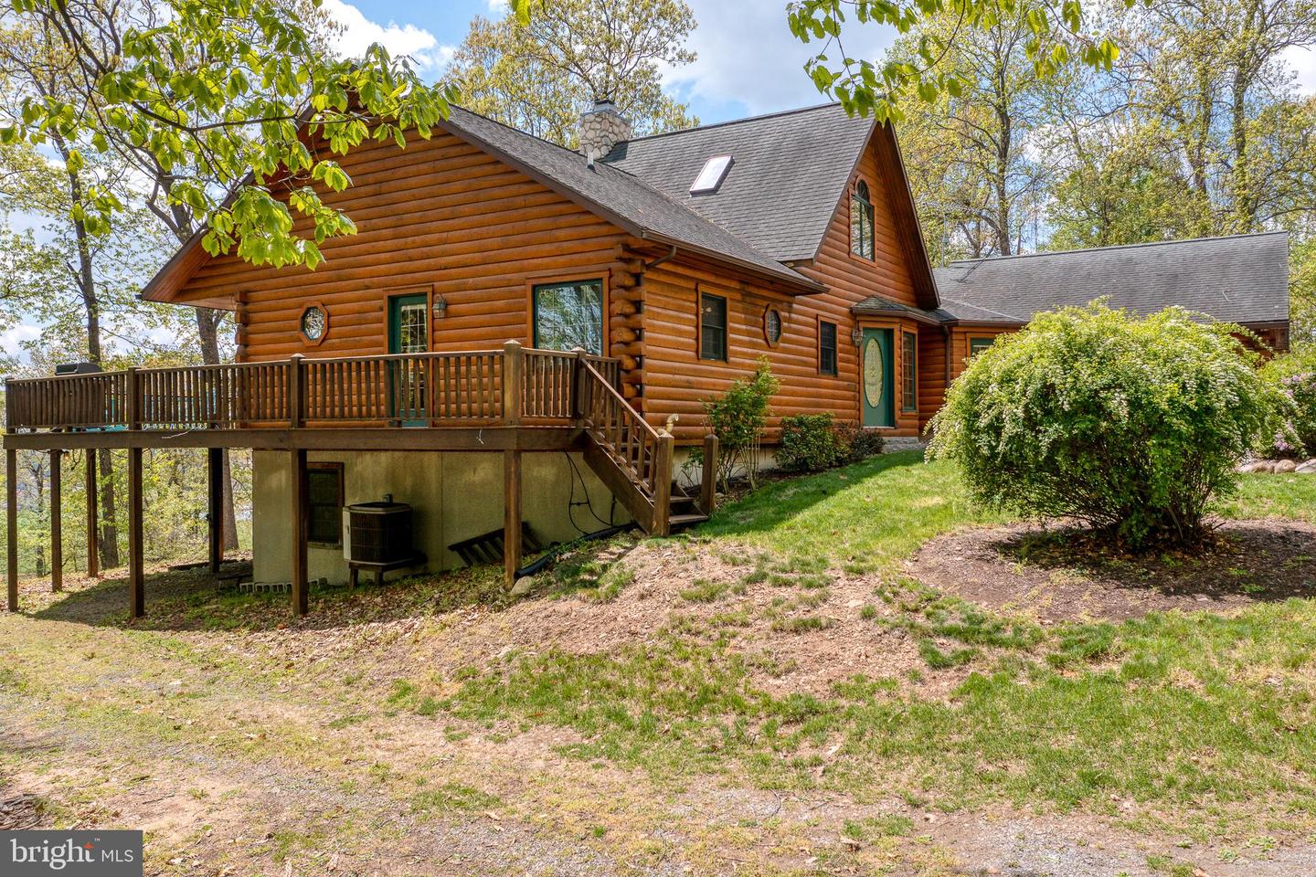 340 Forest Rd