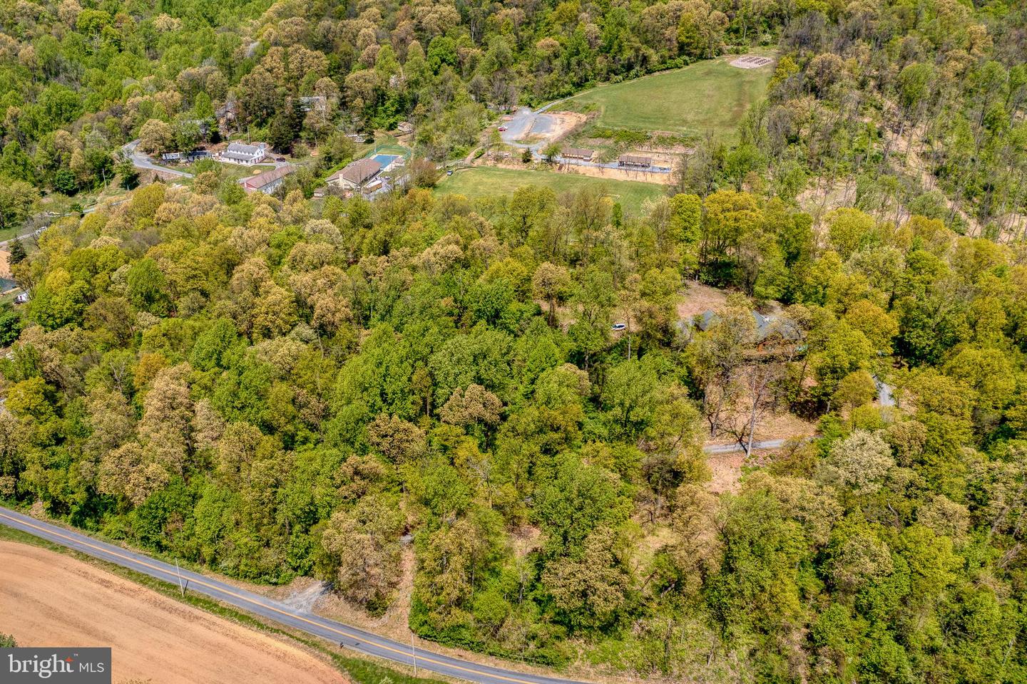 340 Forest Rd