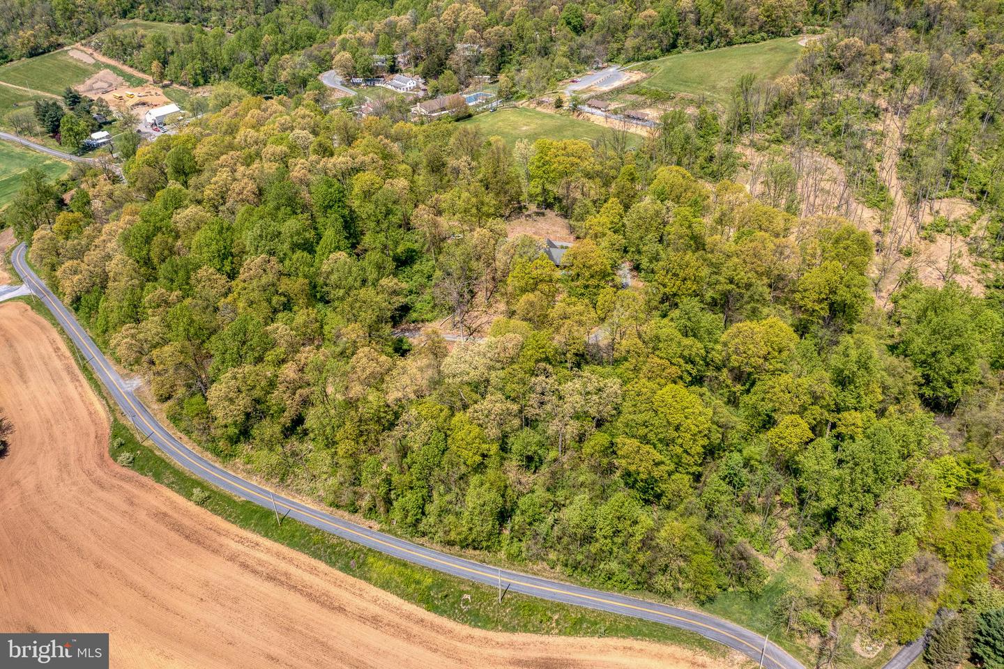 340 Forest Rd