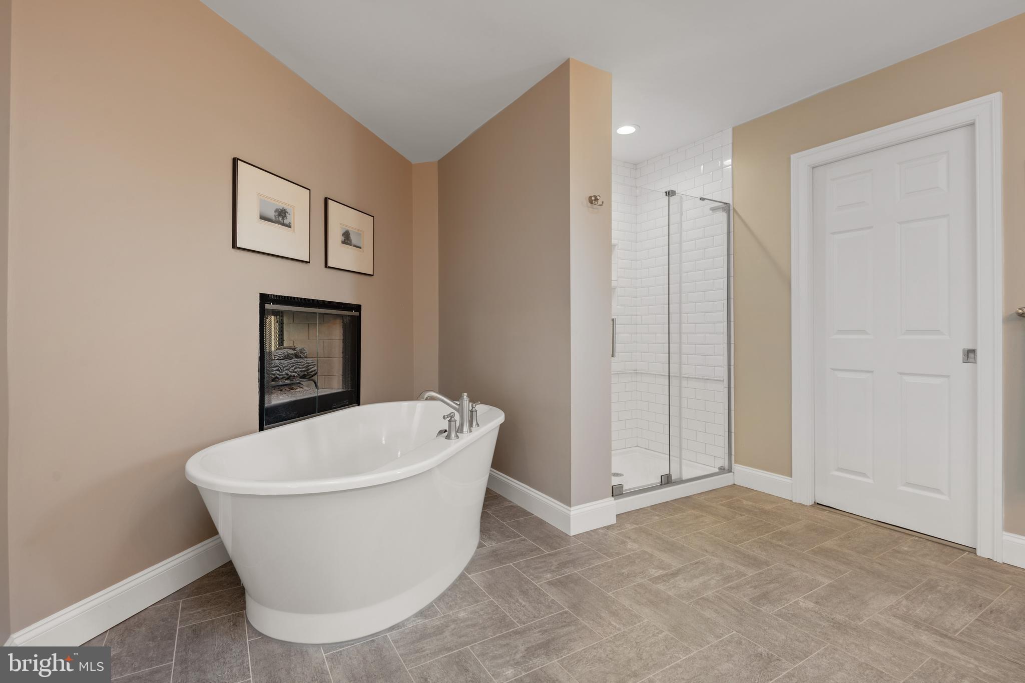 1254 Belle Meade Dr