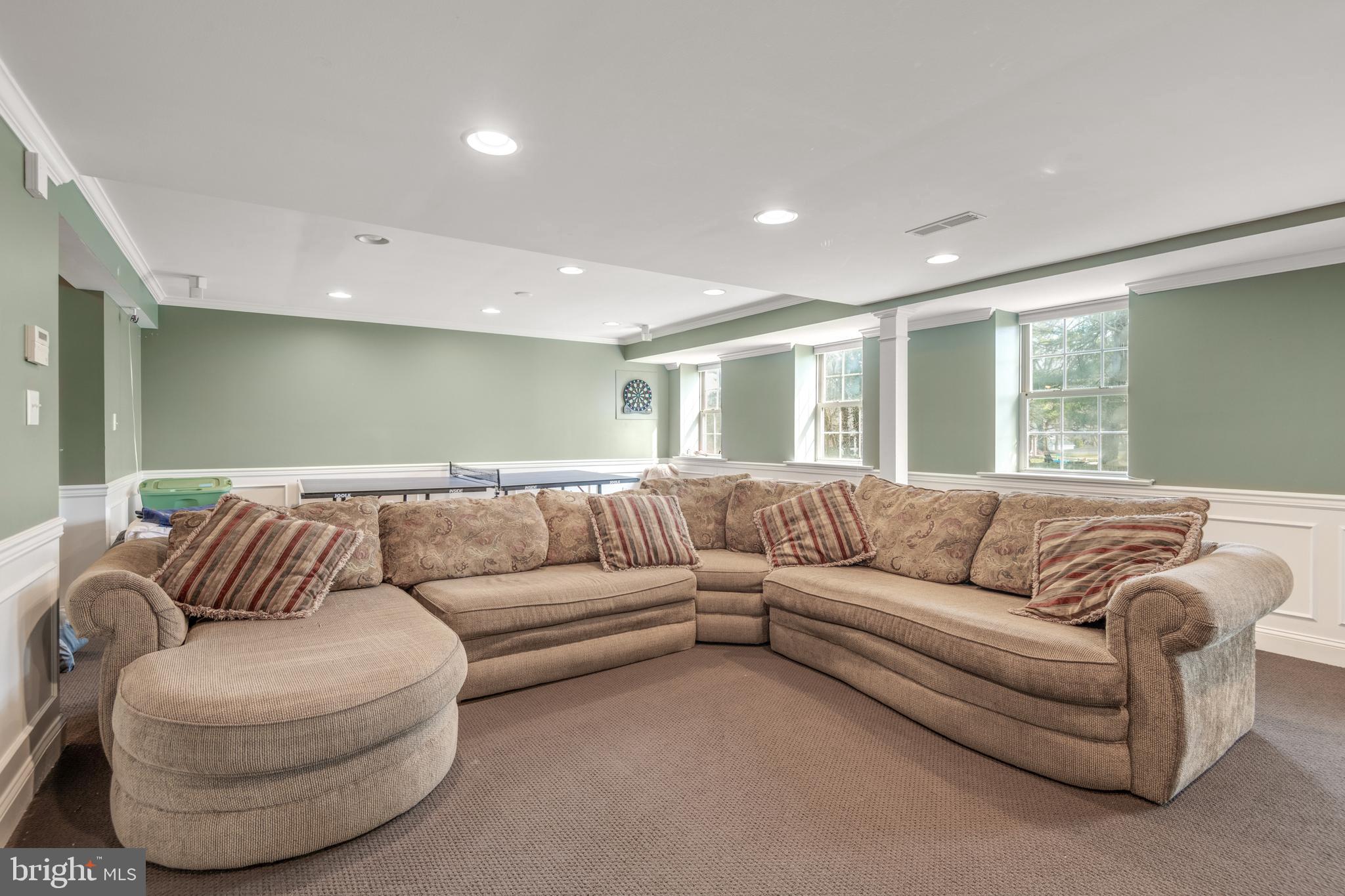 1254 Belle Meade Dr