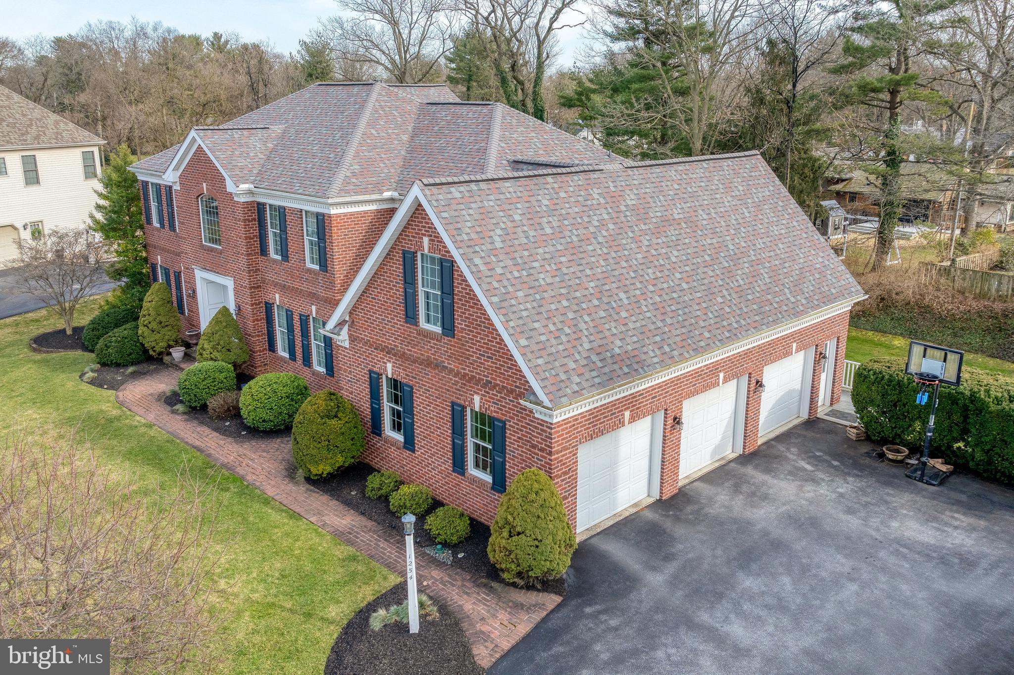 1254 Belle Meade Dr