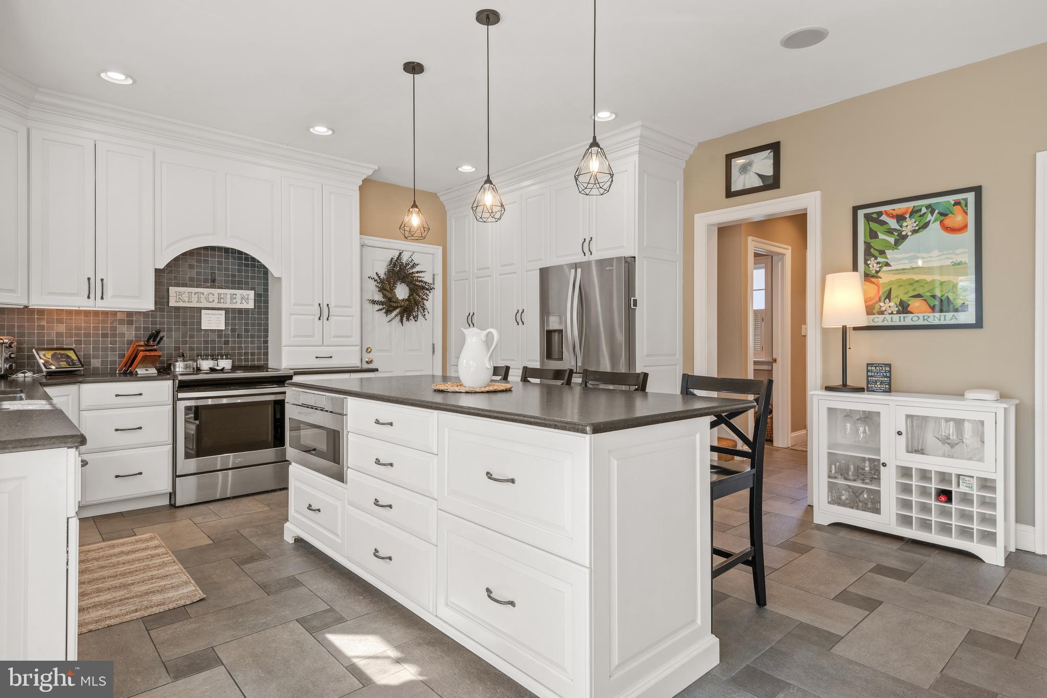 1254 Belle Meade Dr