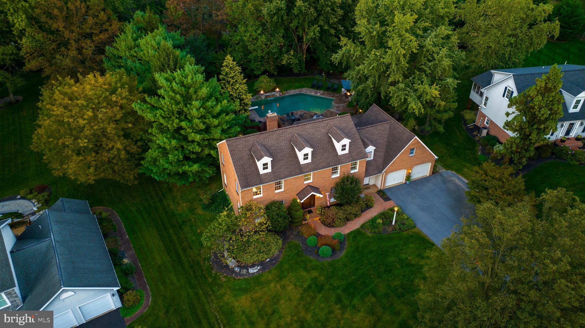 327 Carter Moir Dr