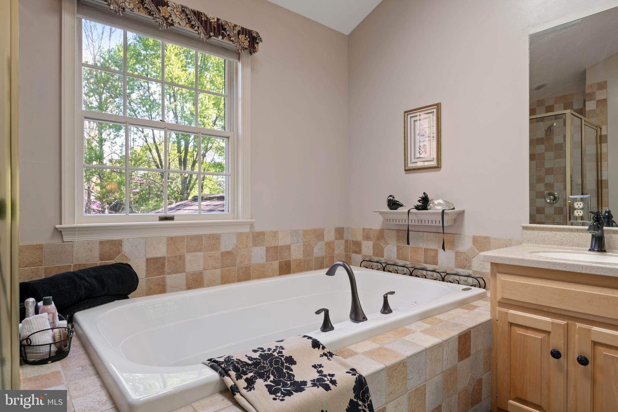 327 Carter Moir Dr