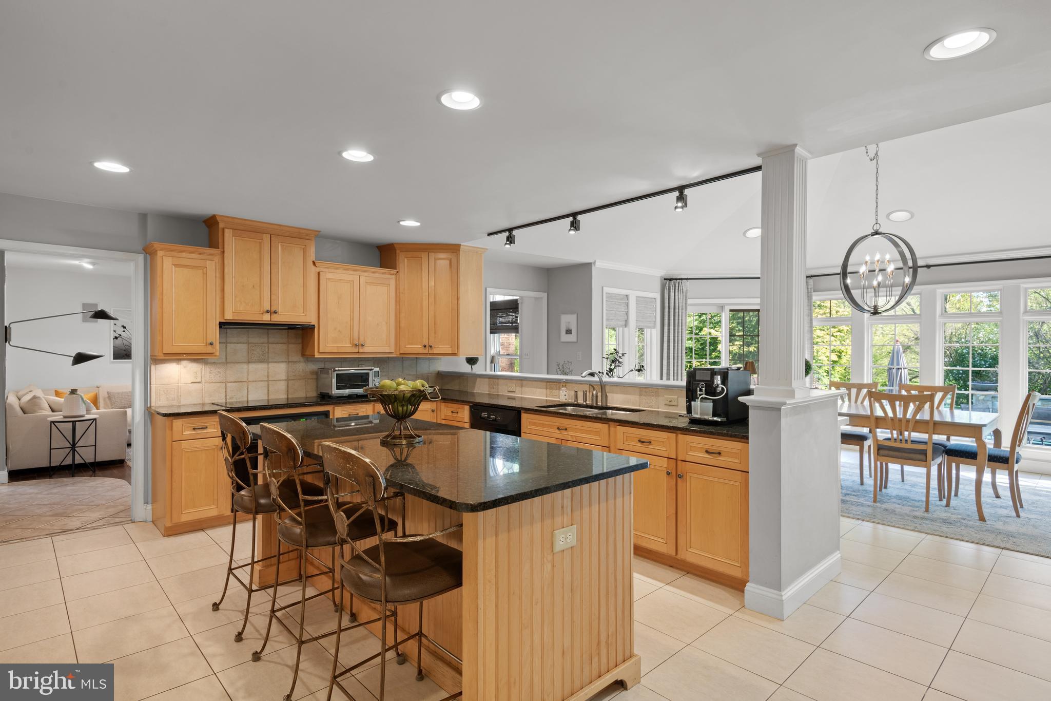 327 Carter Moir Dr