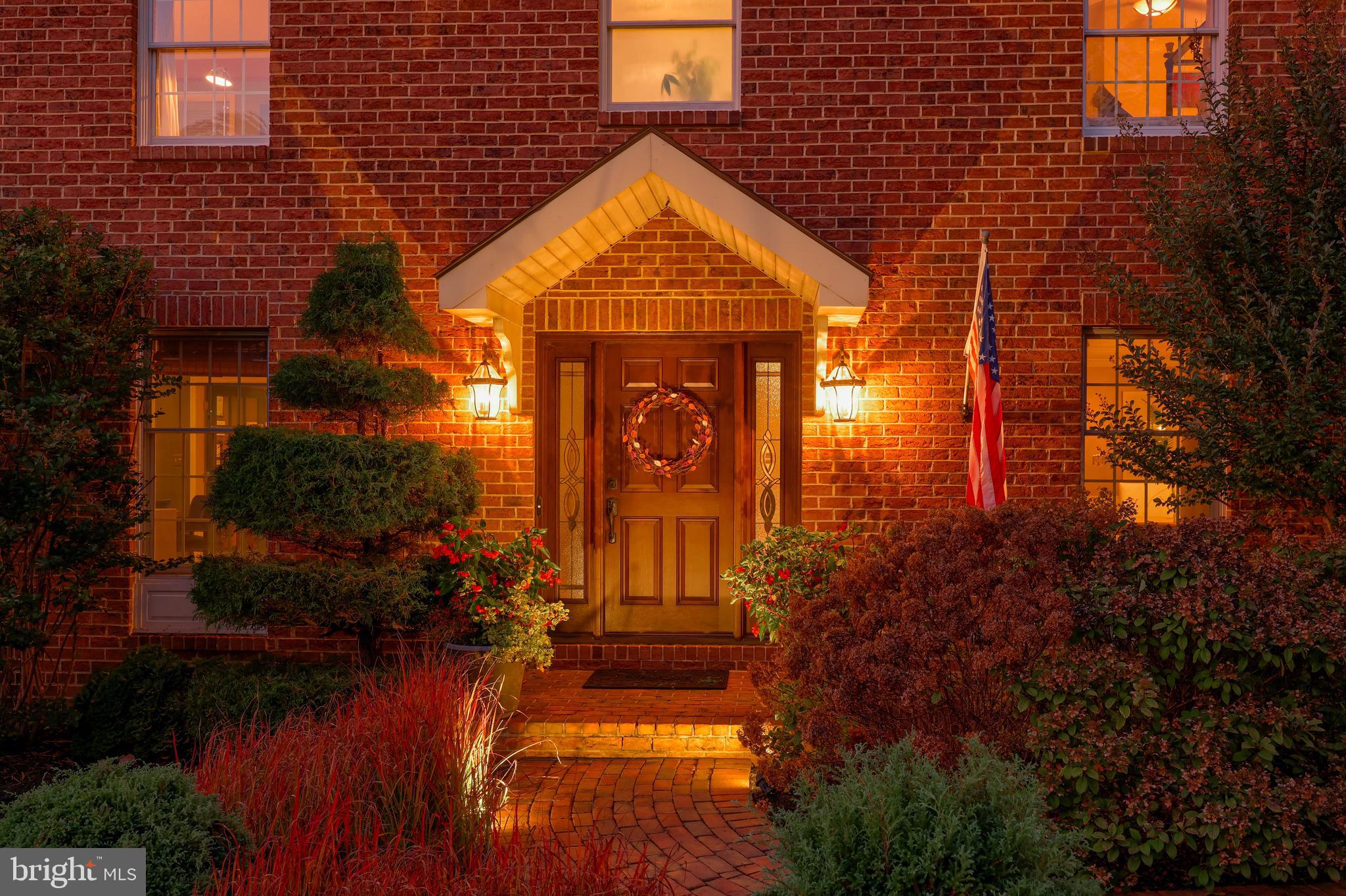327 Carter Moir Dr