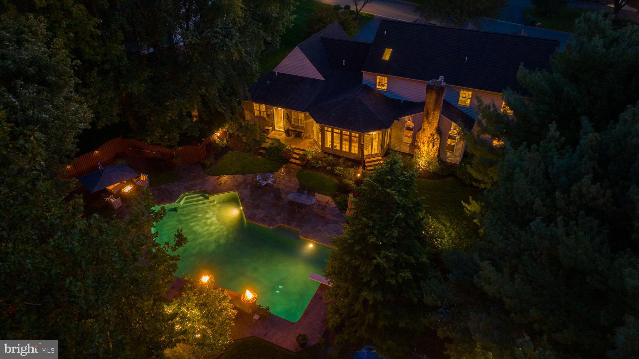 327 Carter Moir Dr