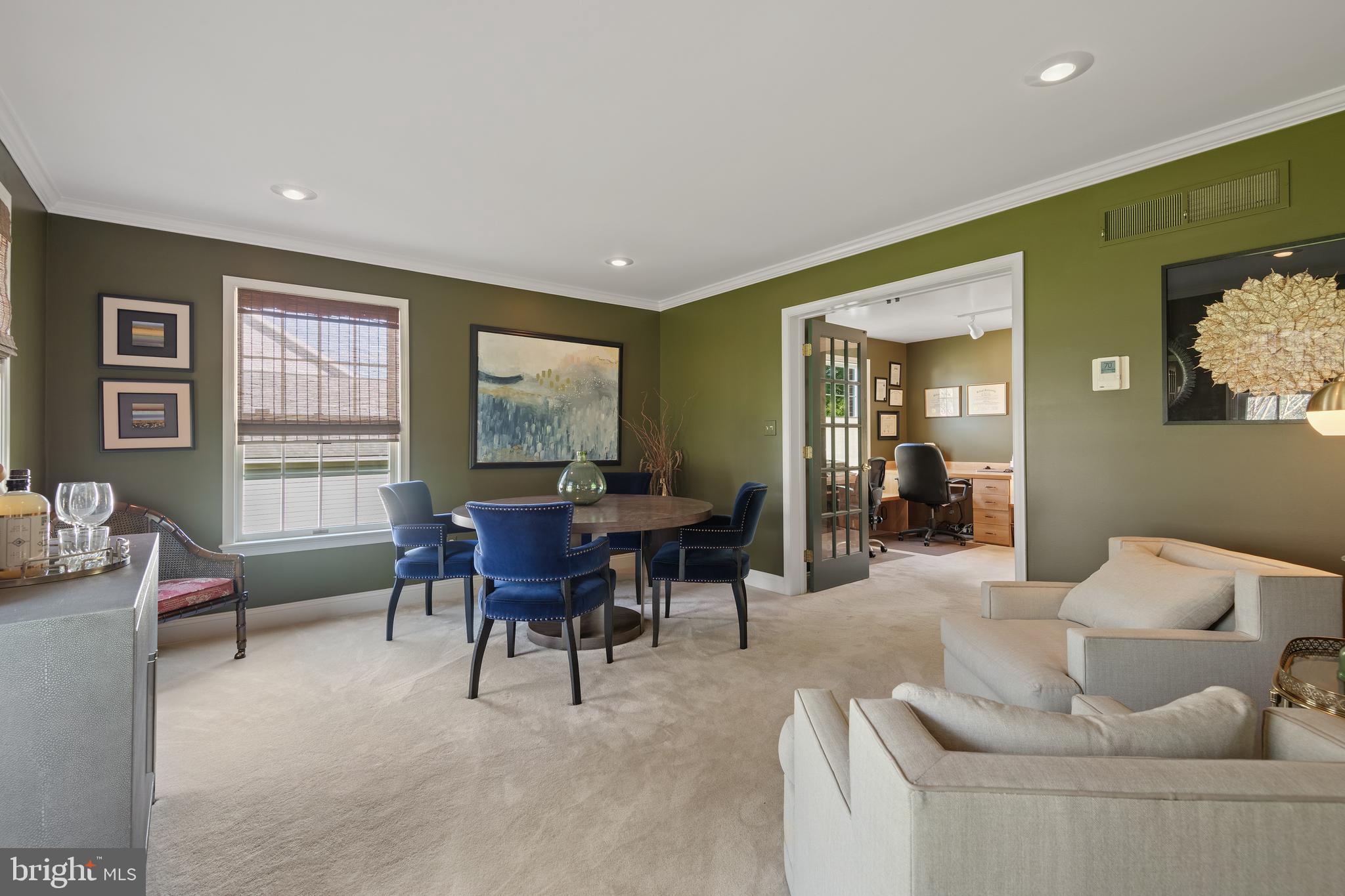 327 Carter Moir Dr