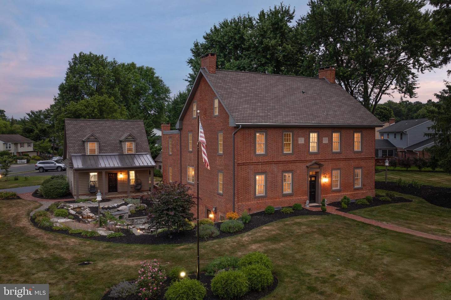 2249 Bob White Ln