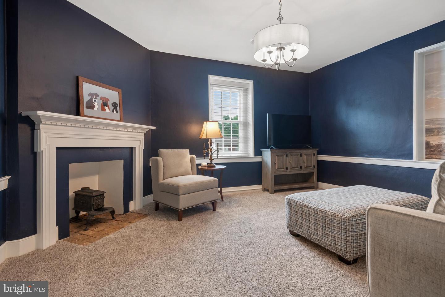 2249 Bob White Ln