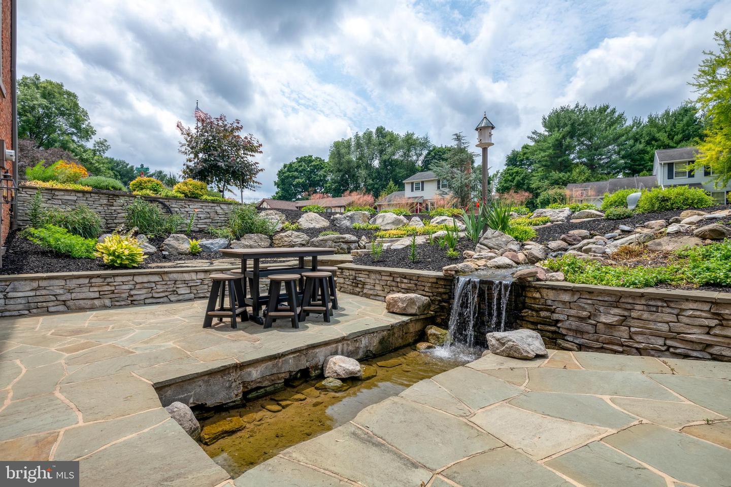 2249 Bob White Ln