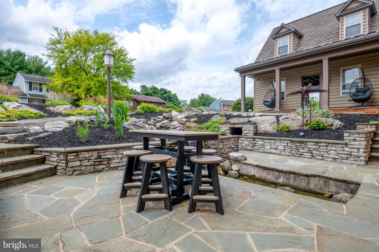 2249 Bob White Ln