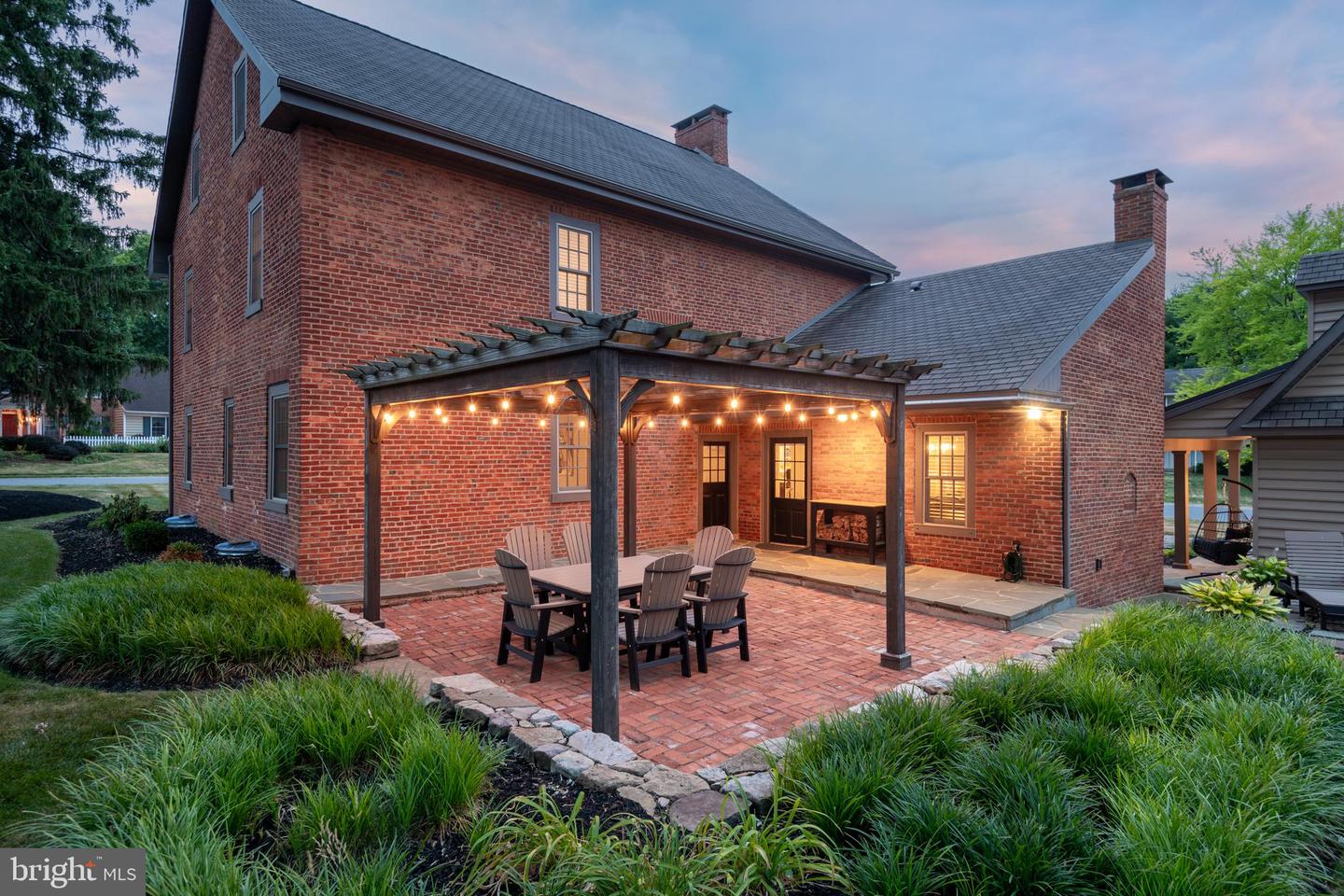 2249 Bob White Ln