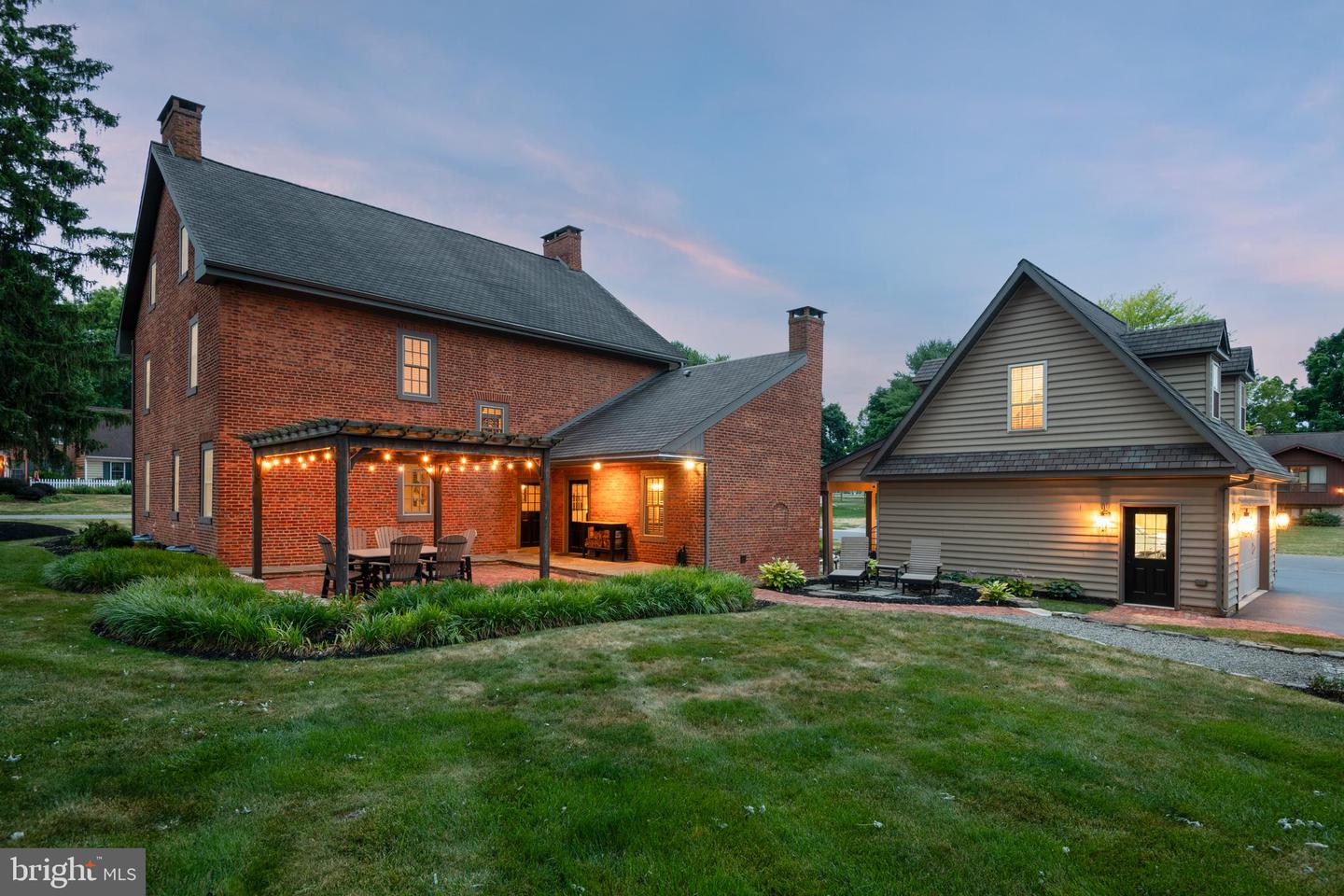 2249 Bob White Ln