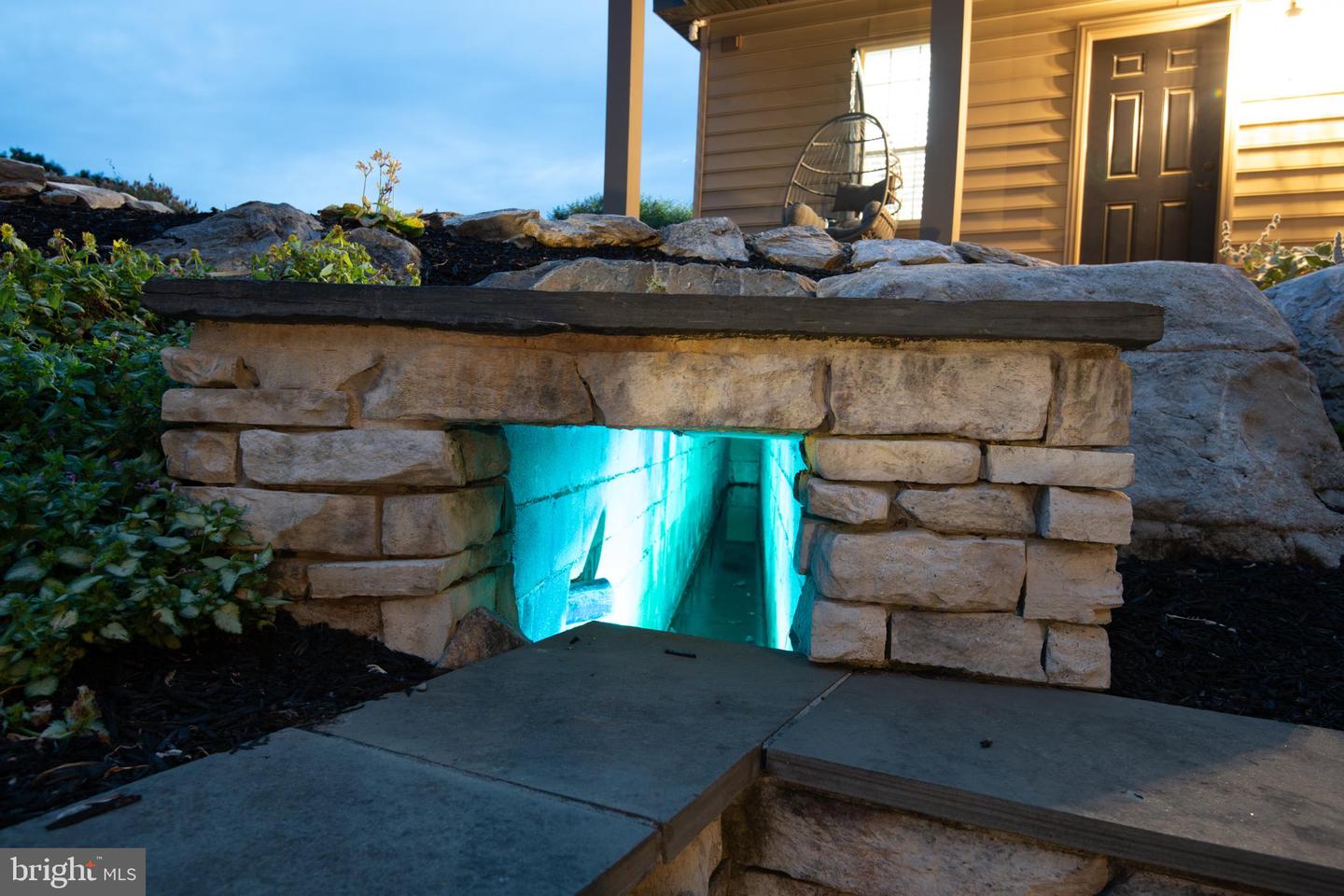 2249 Bob White Ln