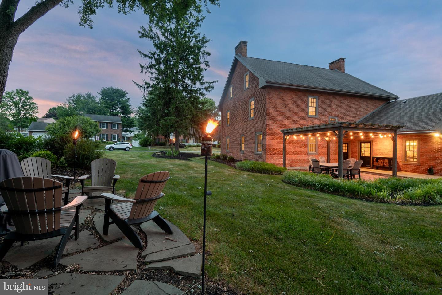2249 Bob White Ln