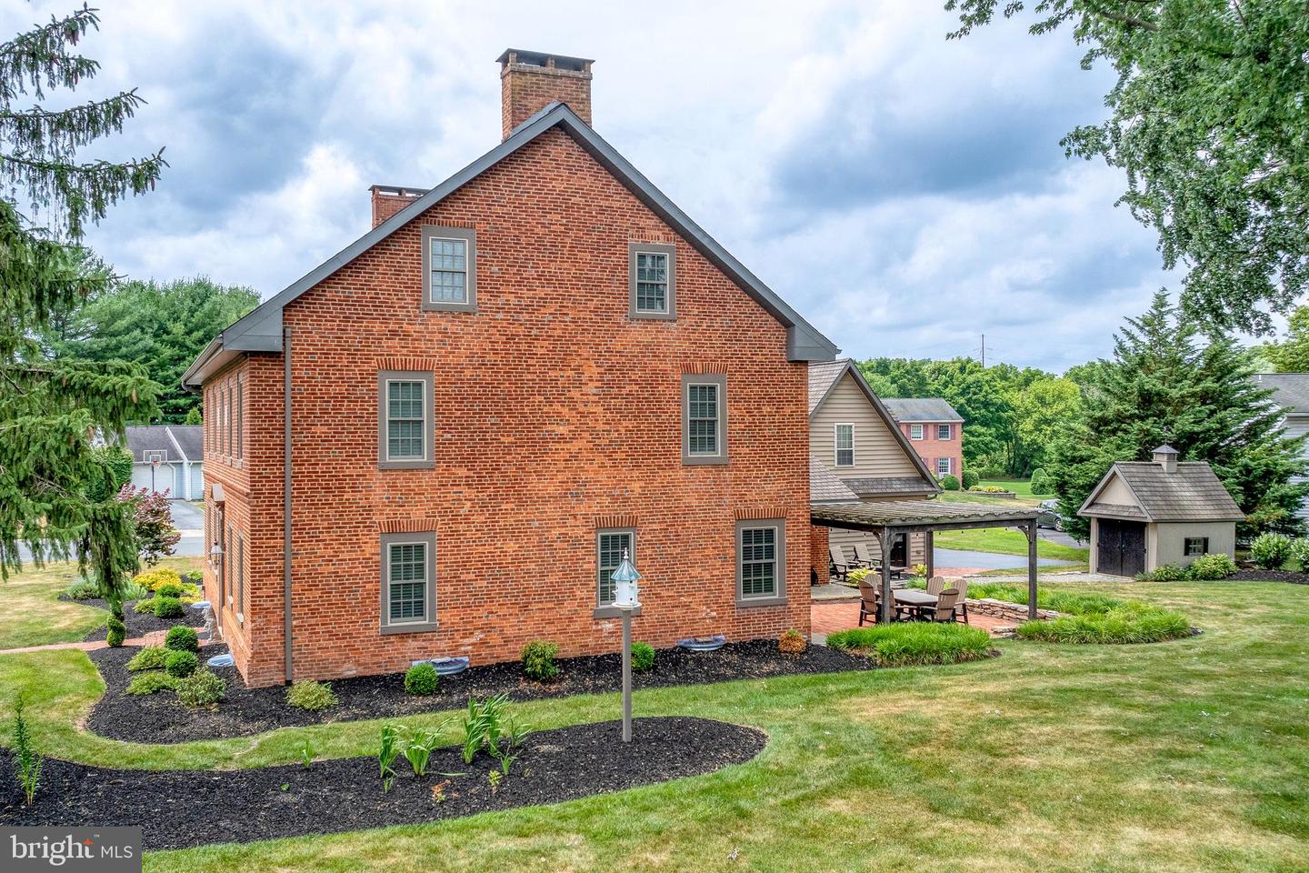 2249 Bob White Ln