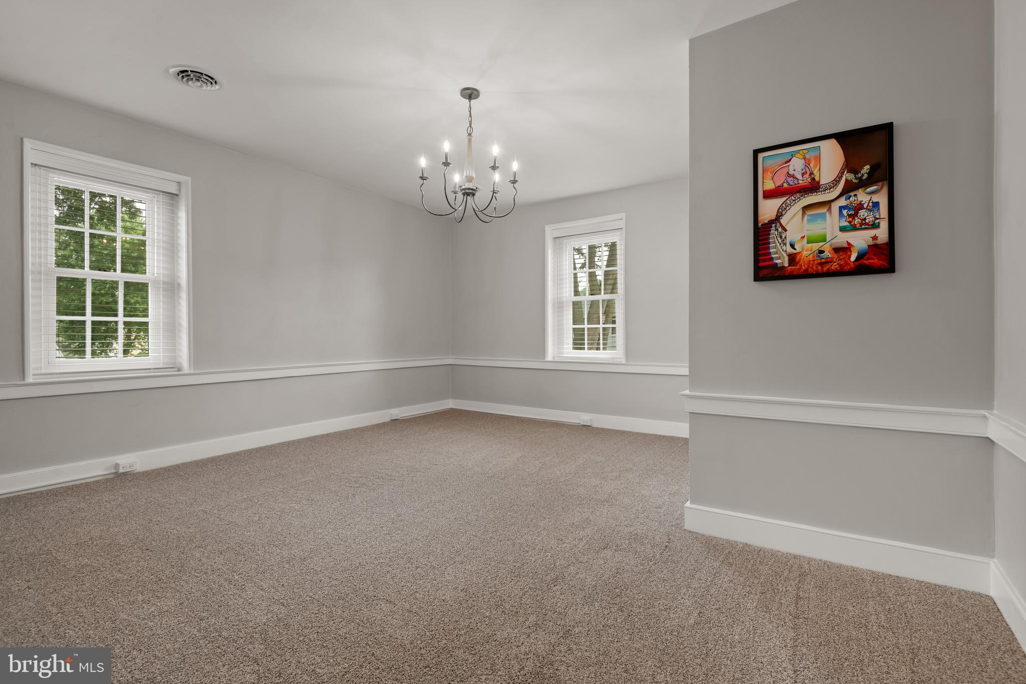 2249 Bob White Ln