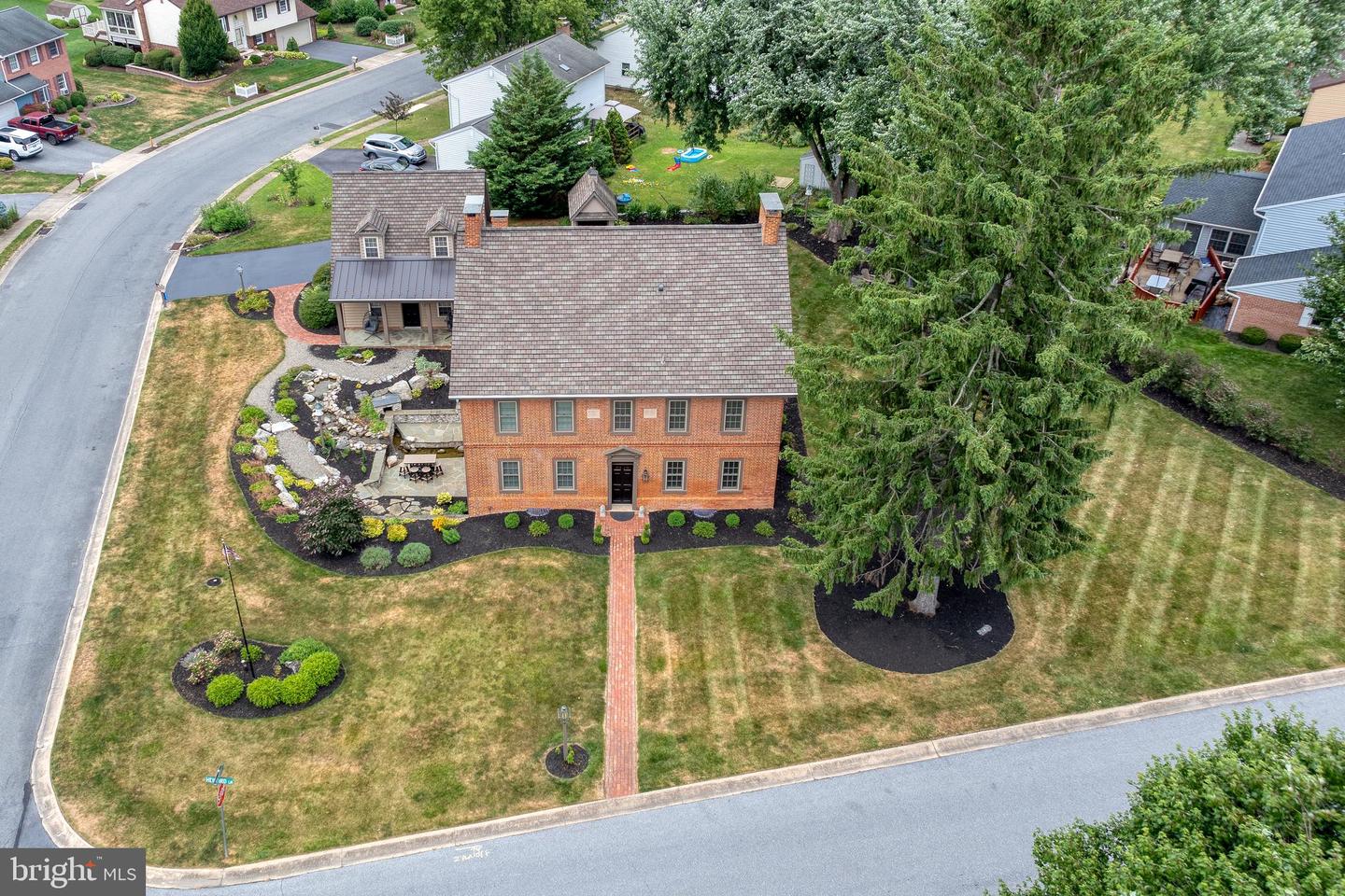 2249 Bob White Ln