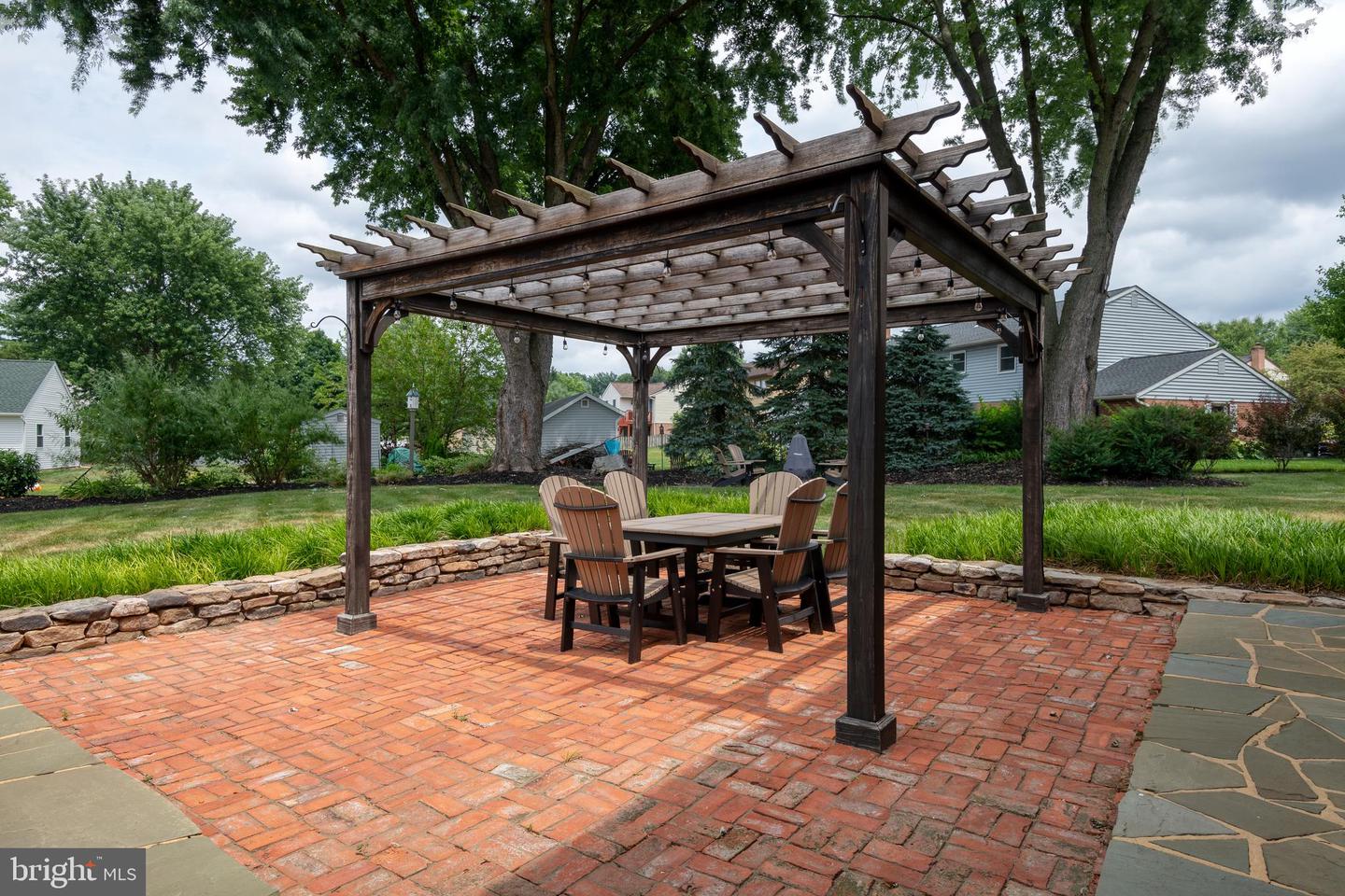 2249 Bob White Ln