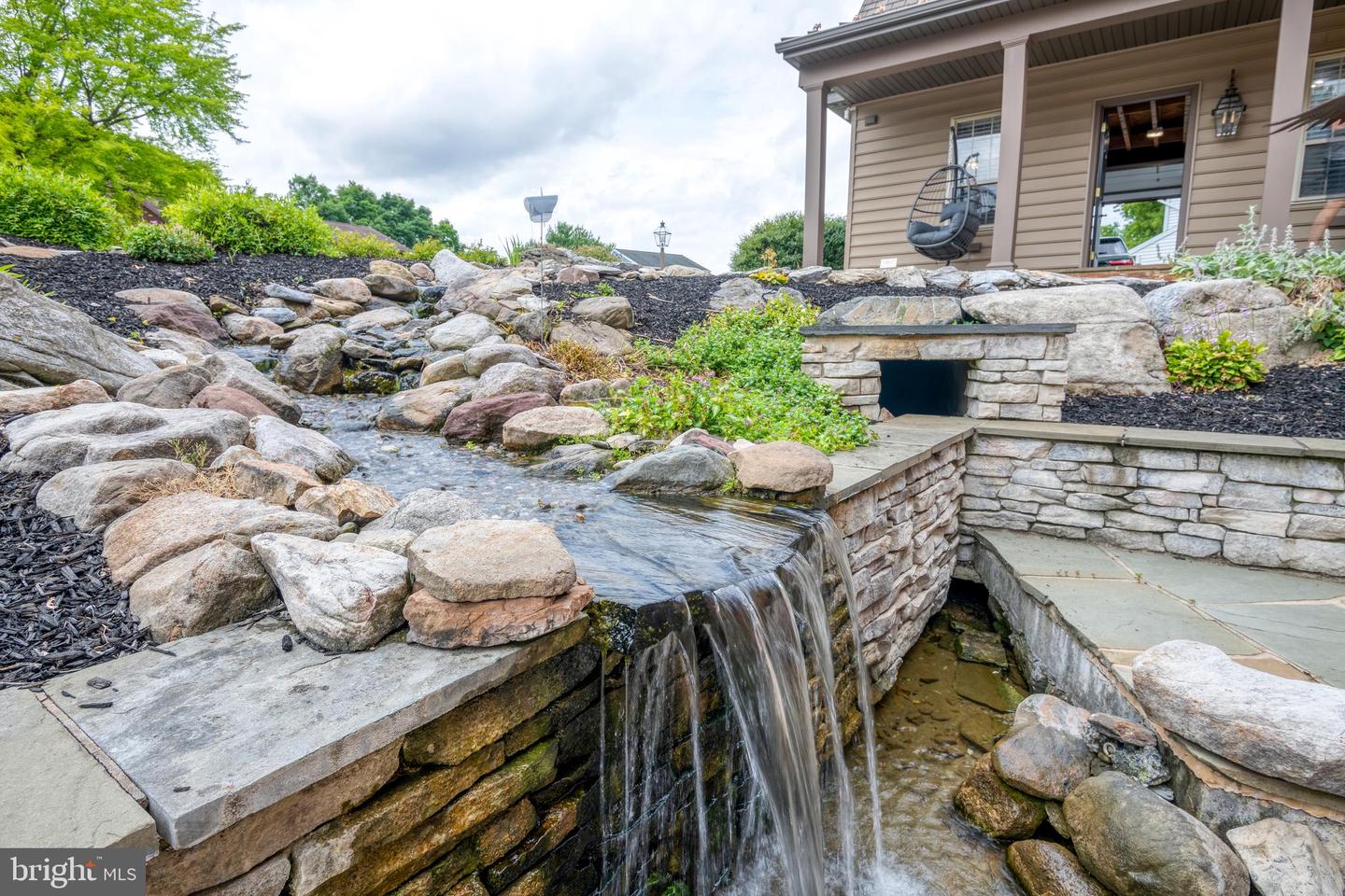 2249 Bob White Ln