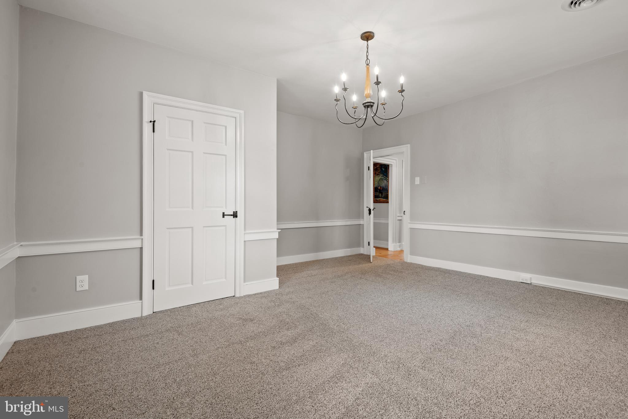 2249 Bob White Ln