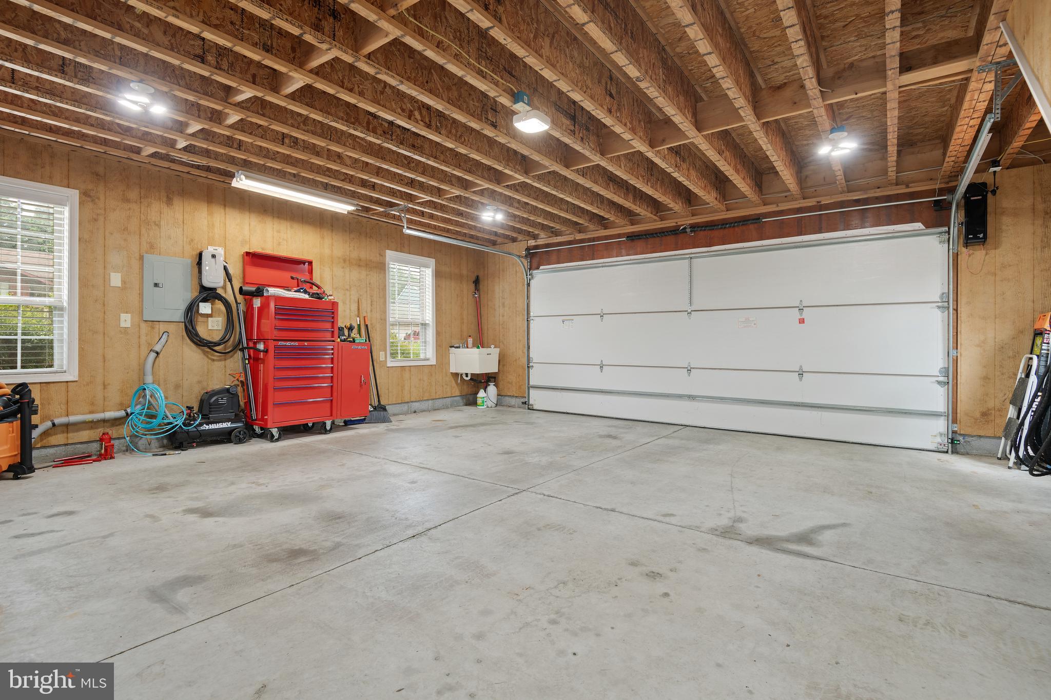 2249 Bob White Ln