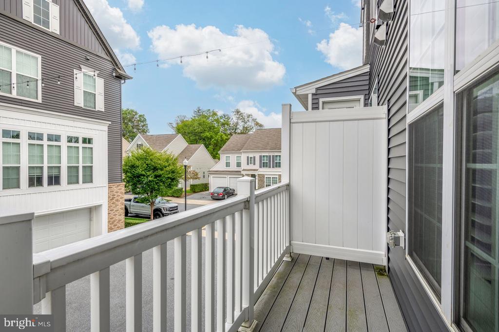 104 Mayer Pl