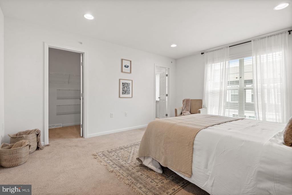 104 Mayer Pl