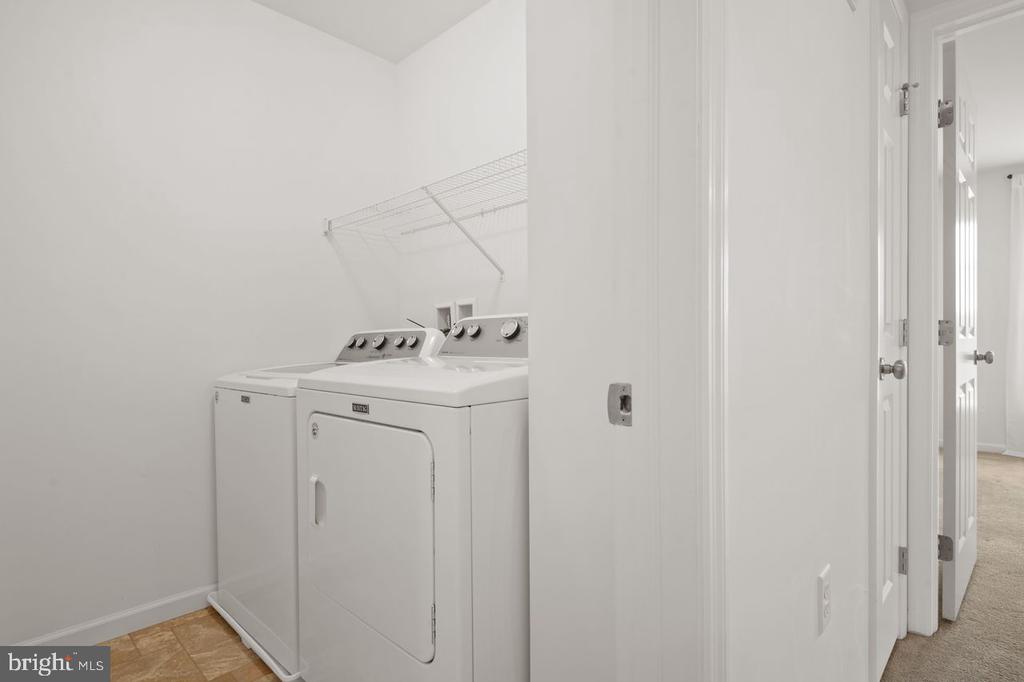 104 Mayer Pl