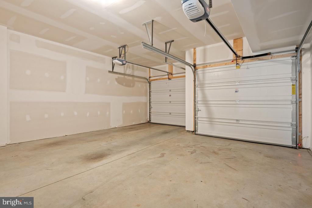 104 Mayer Pl