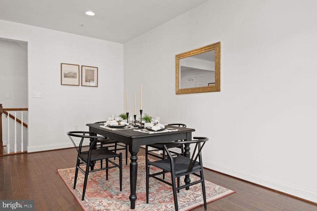 104 Mayer Pl