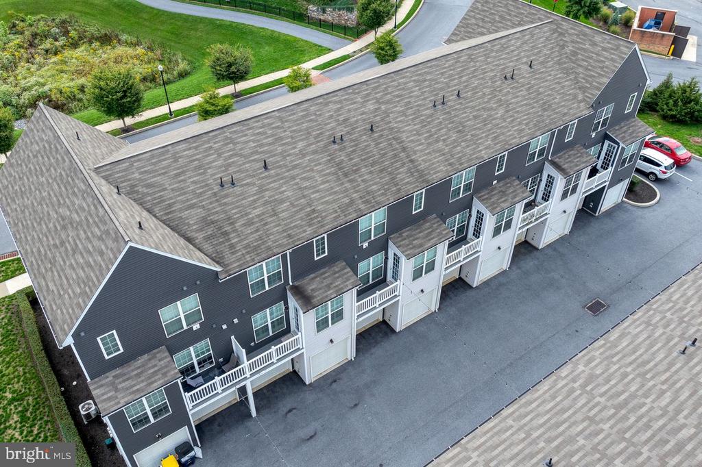 104 Mayer Pl