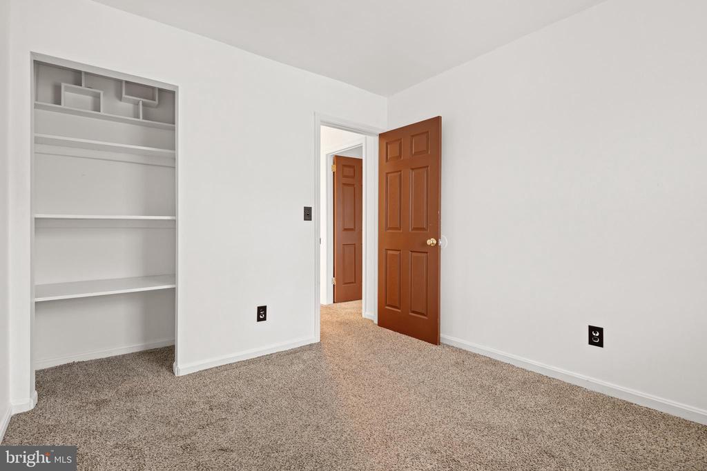 138 Sherman St