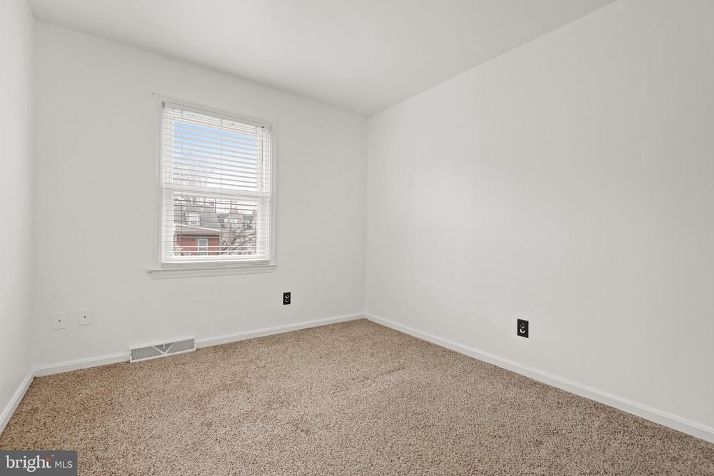 138 Sherman St