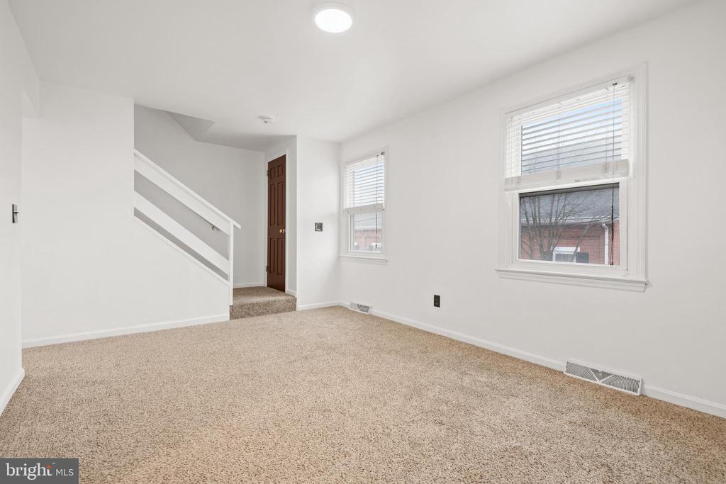138 Sherman St